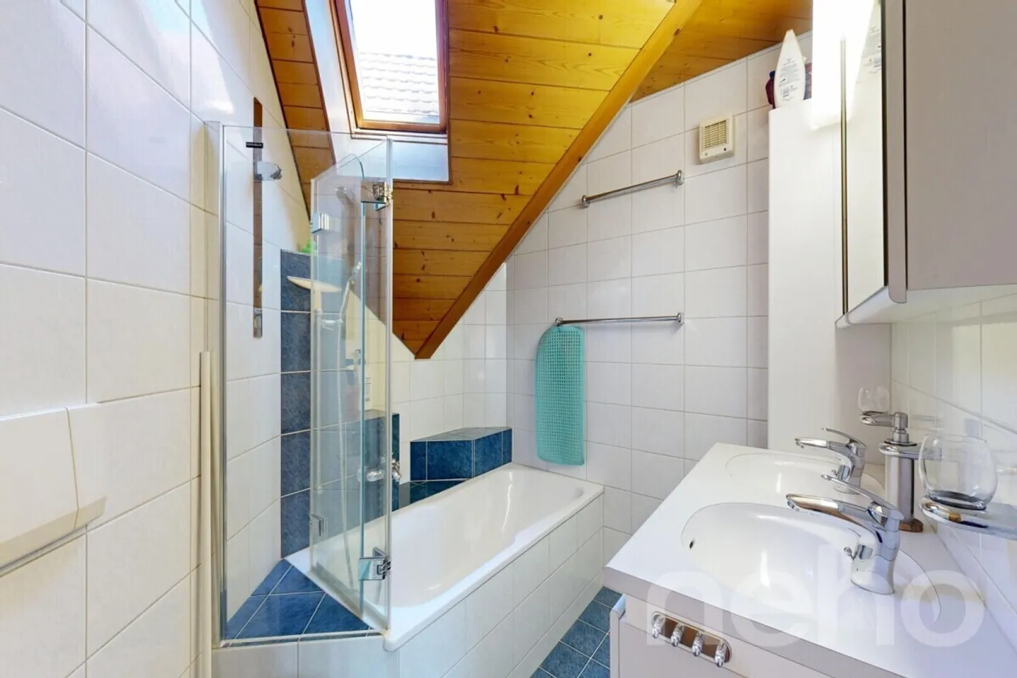 Incantevole appartamento mansardato con galleria e vista panoramica sul verde - Foto 9 di 12