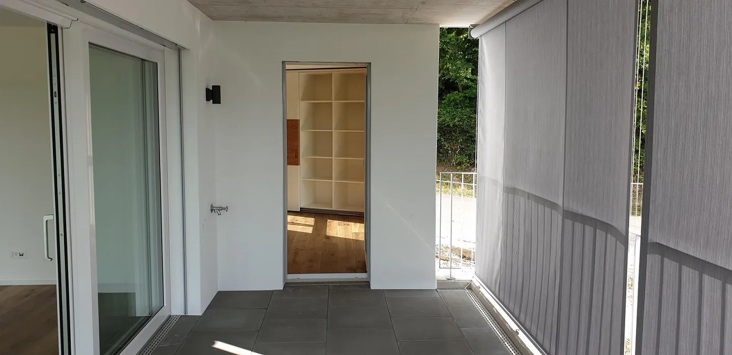 Apartment with large balcony and mountain view - Photo 11 of 13