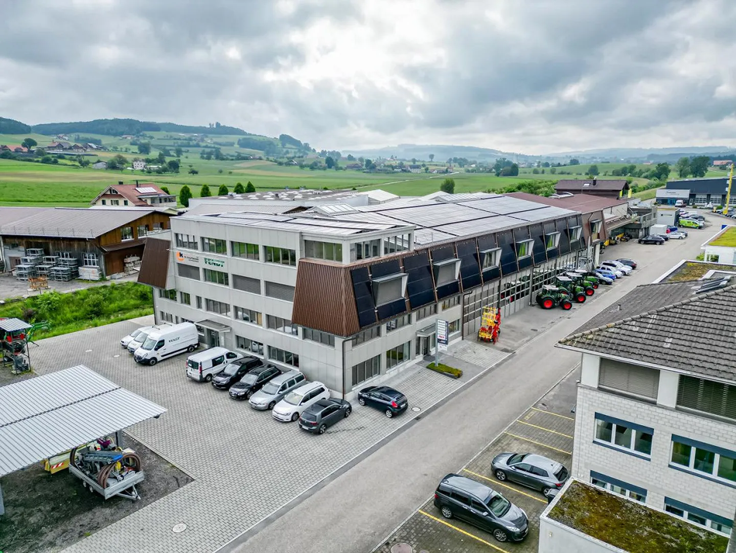 «Neuwertige Büro- oder Praxisräumlichkeiten» - Foto 1 von 5