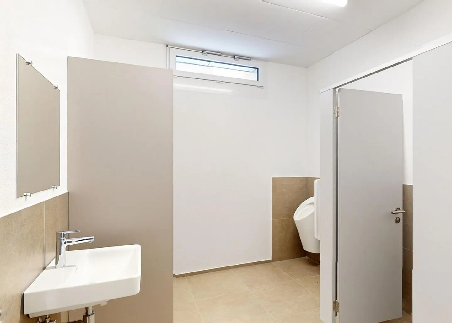 «Neuwertige Büro- oder Praxisräumlichkeiten» - Foto 4 von 5