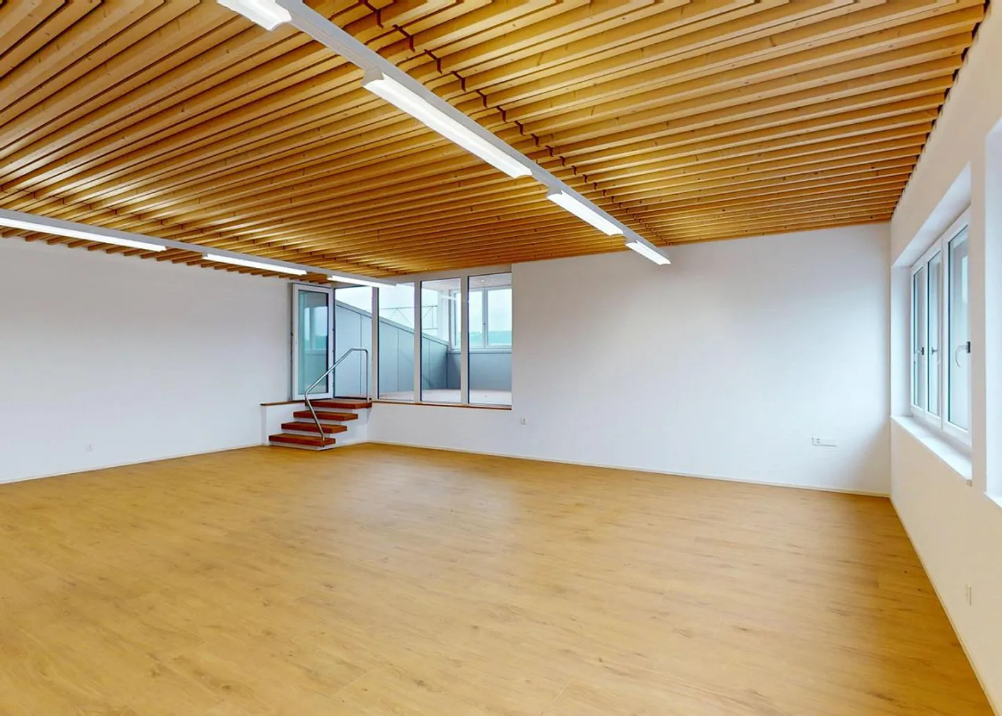 «Neuwertige Büro- oder Praxisräumlichkeiten» - Foto 2 von 5