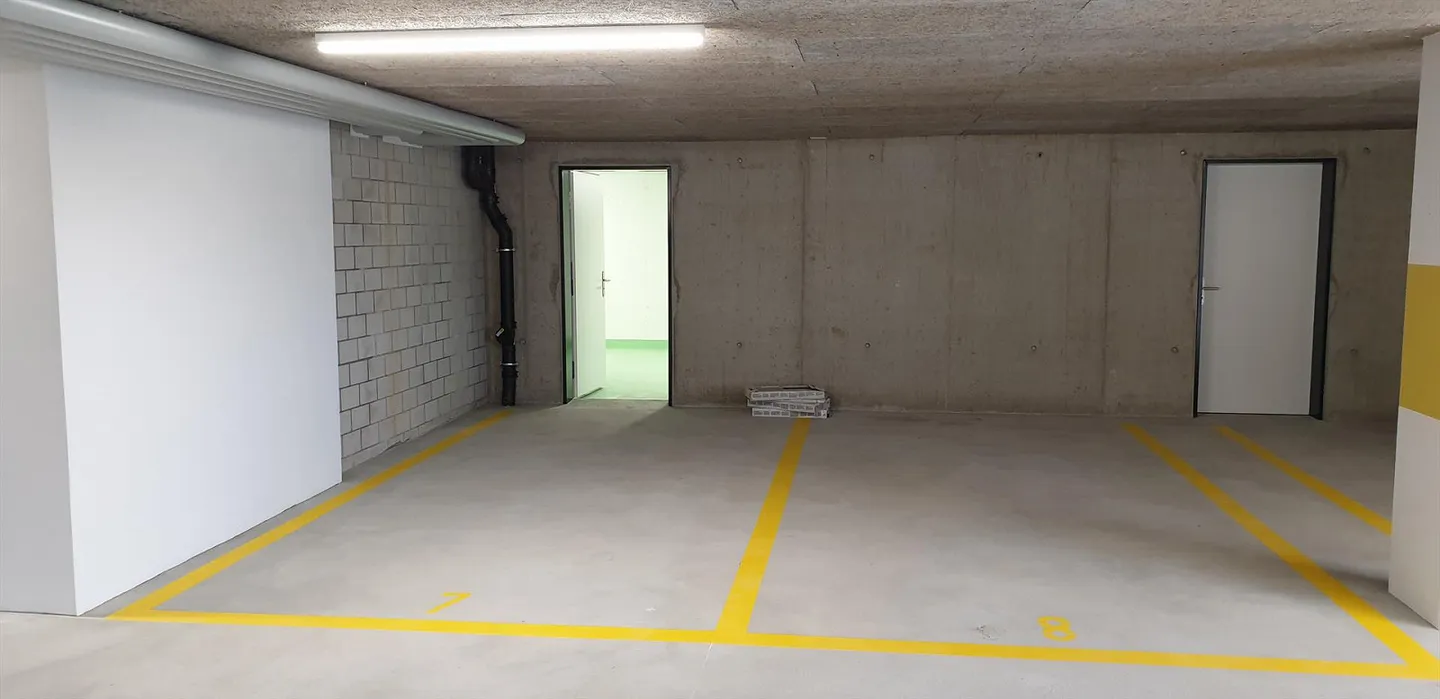 Apartment with large balcony and mountain view - Photo 13 of 13