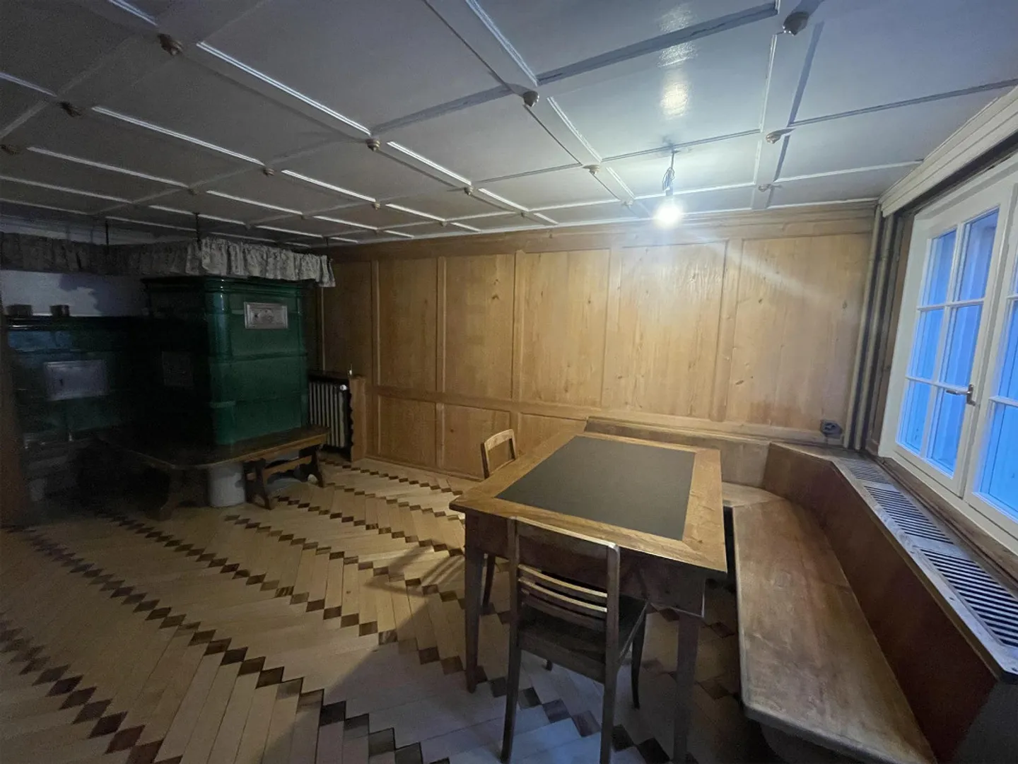 Dans le centre du village, appartement de 2,5 pièces fraîchement rénové - Photo 7 sur 14