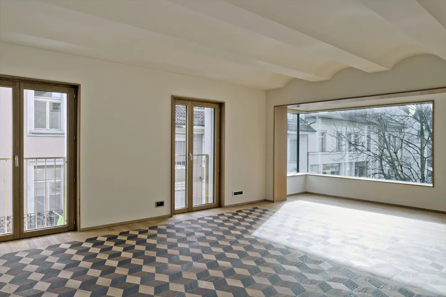 Il tuo nuovo spazio commerciale in affitto nella bella città vecchia di Baden - Foto 2 di 12