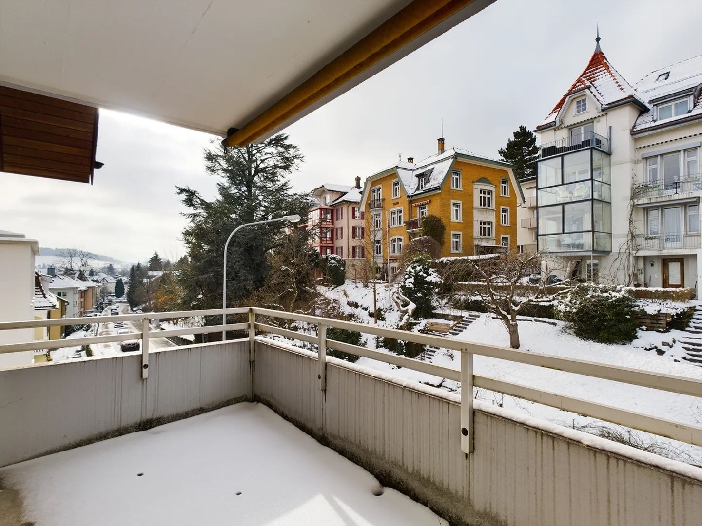 Cozy 2-room apartment in the best location in St. Gallen - Photo 8 of 9