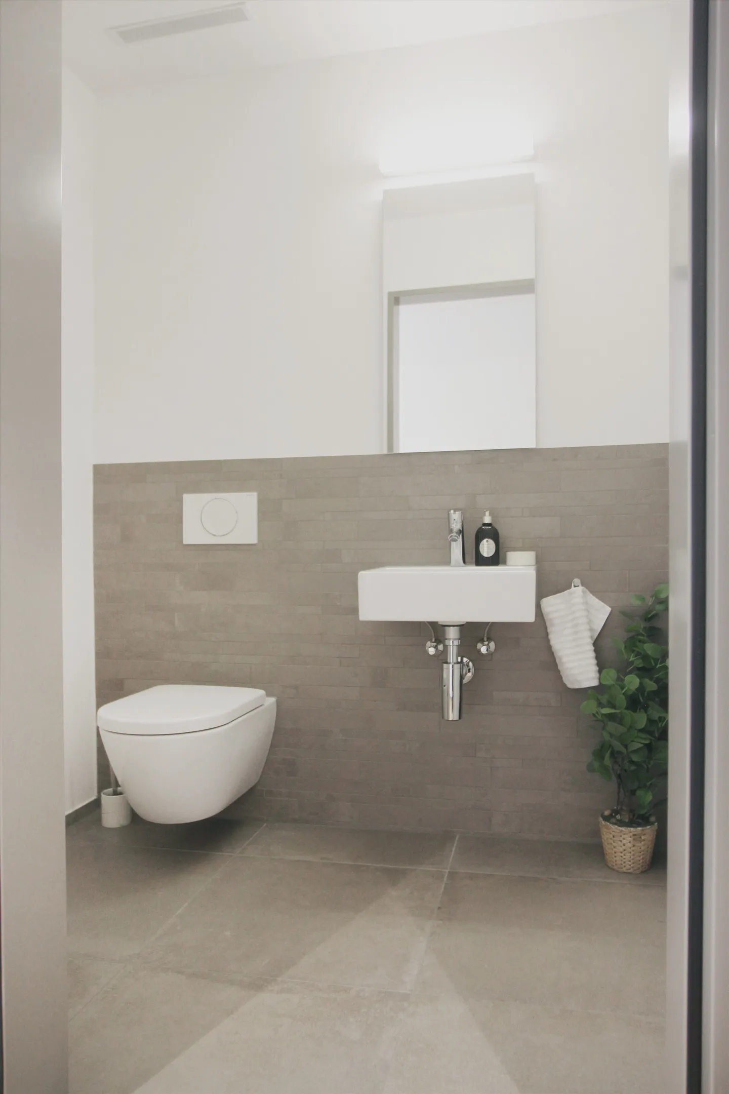 *Rent without Deposit* - Where Dreams Come True. - Photo 7 of 13