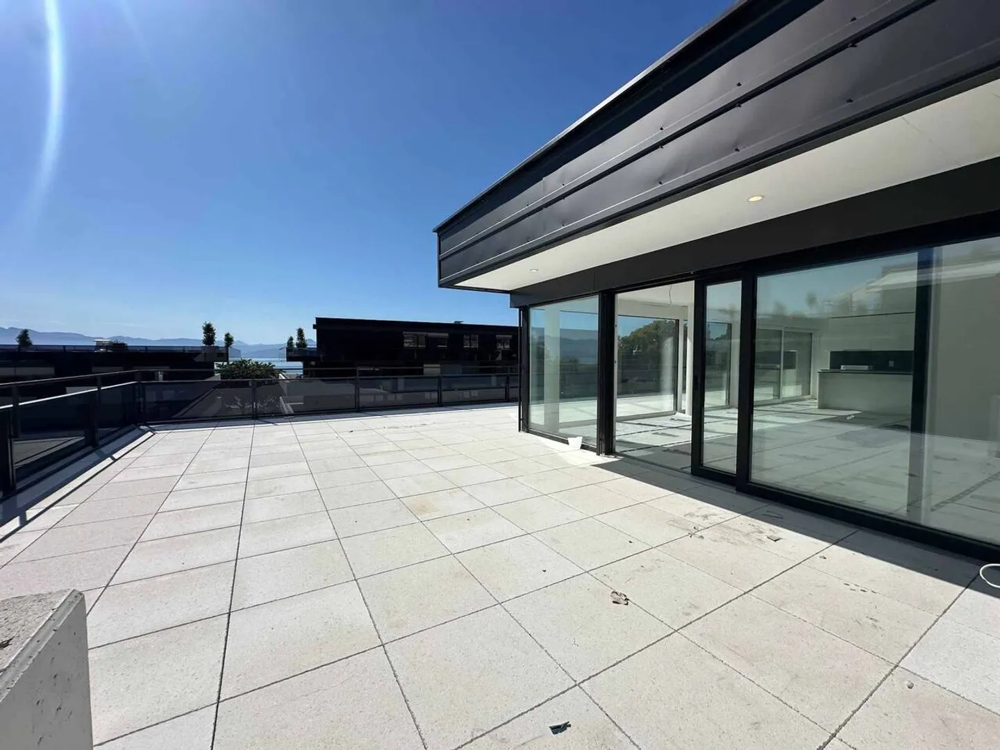 Nouvelle promotion : attique de 5.5 pièces avec rooftop terrasse - Photo 12 sur 13