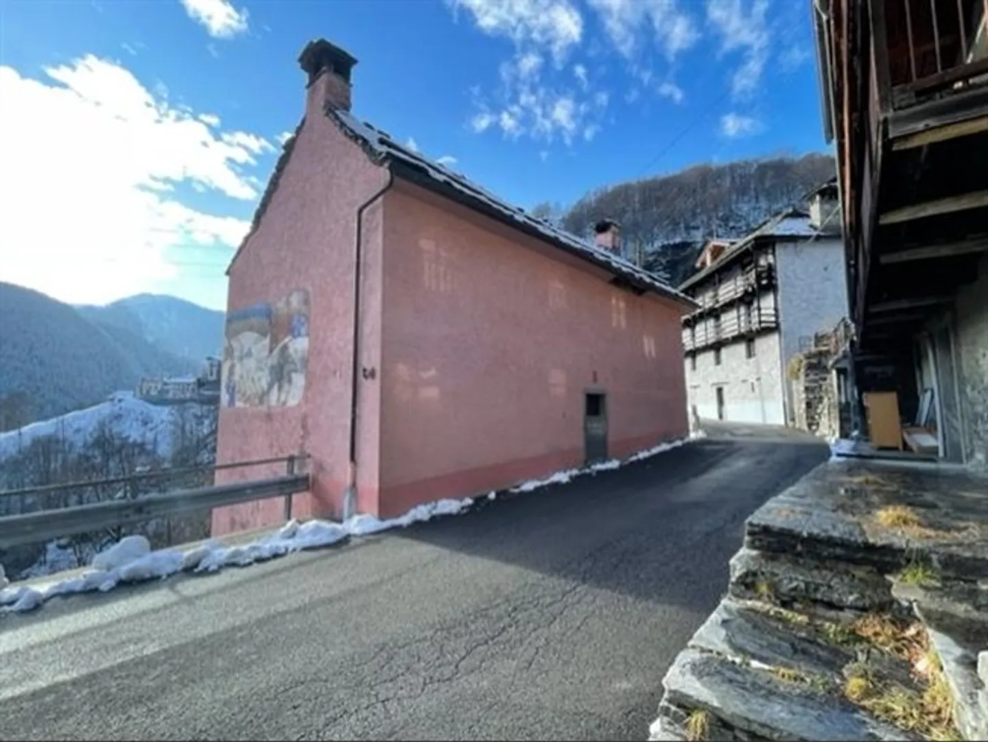 Maison tessinoise de 7 pièces avec terrasse panoramique - Photo 3 sur 20