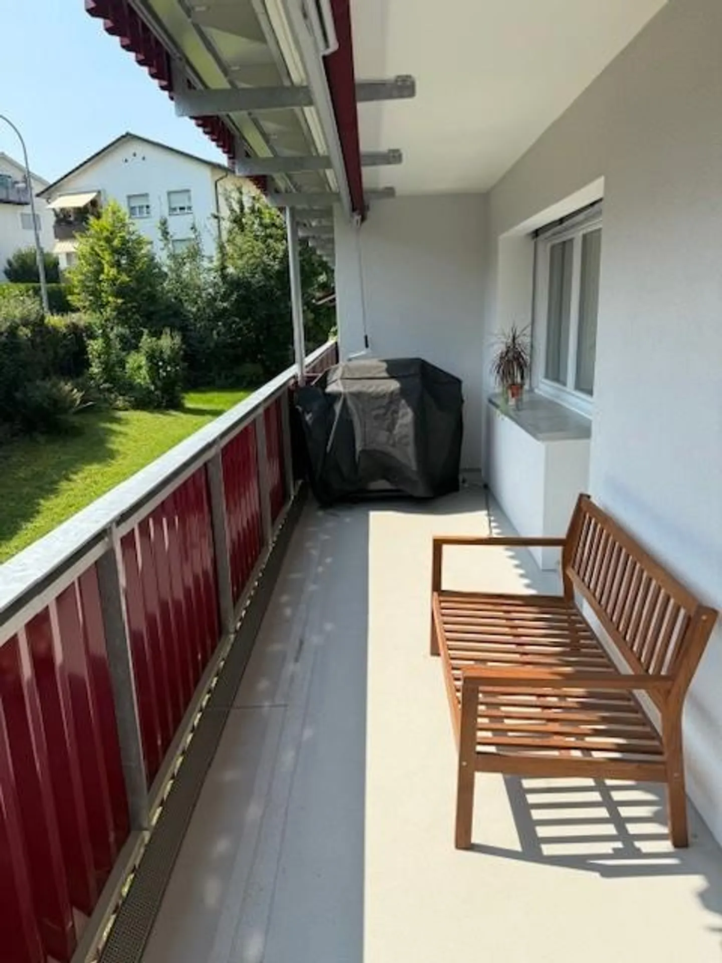 Freshly renovated apartment in the heart of Albisrieden - Photo 9 of 10