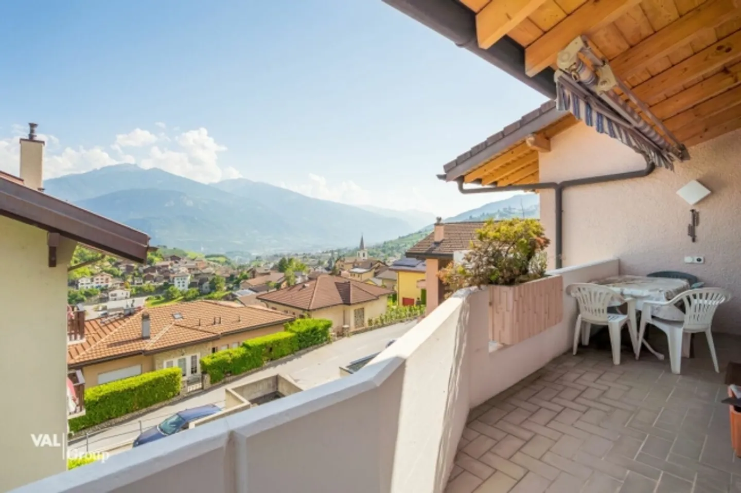 Blick auf die Gipfel und den Charme des Dorfes - Foto 9 von 10