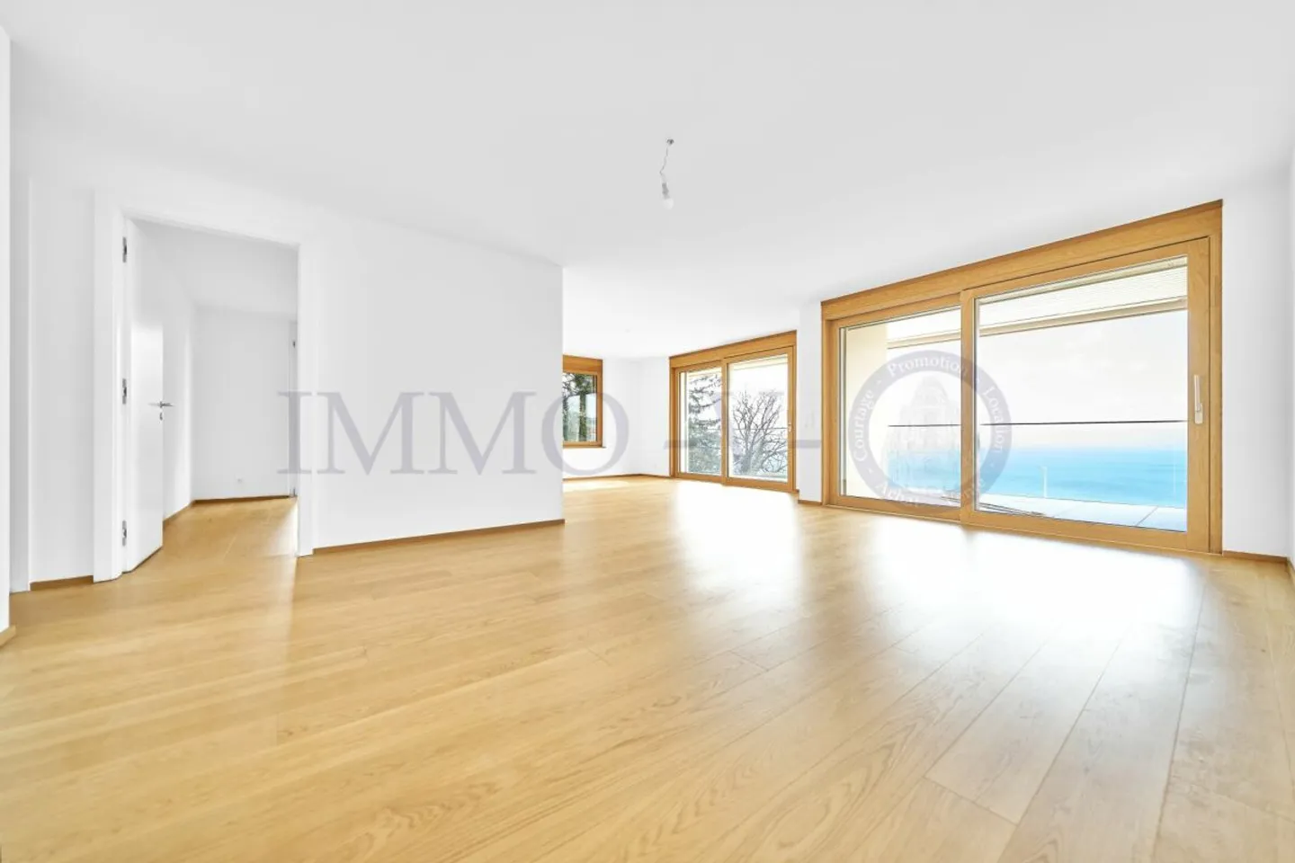PROPRIÉTÉ NEUVE DE HAUTE QUALITÉ AVEC BALCON-TERRASSE ET VUE PANORAMIQUE - PROPRIÉTÉ 4 - Photo 1 sur 13