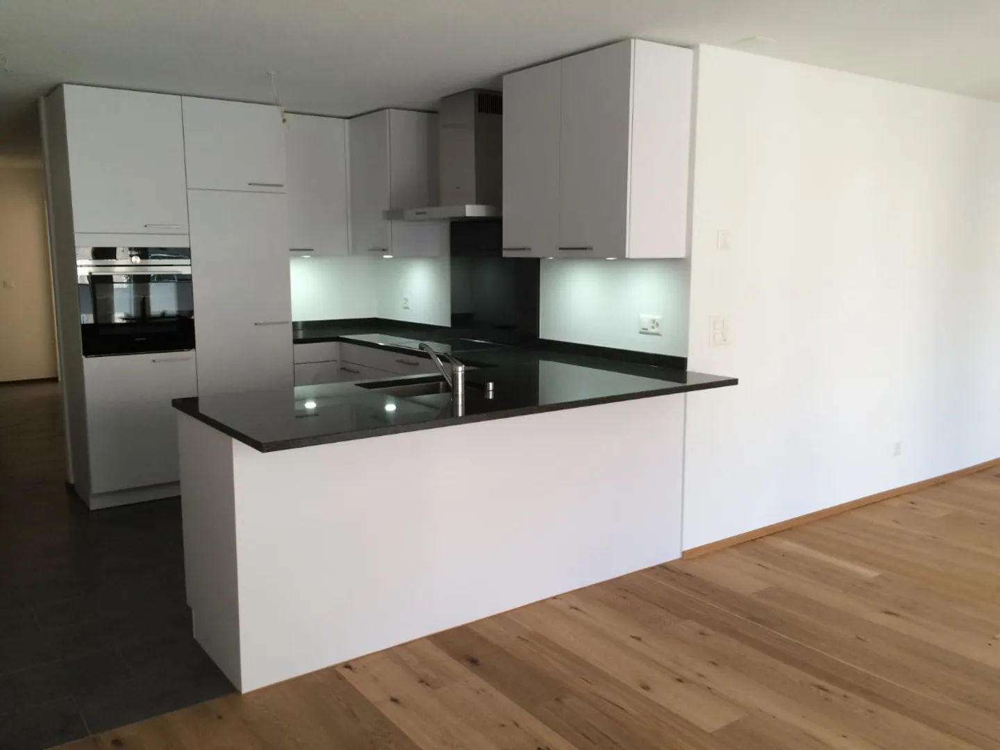 Appartamento spazioso con molta luce - Foto 1 di 1