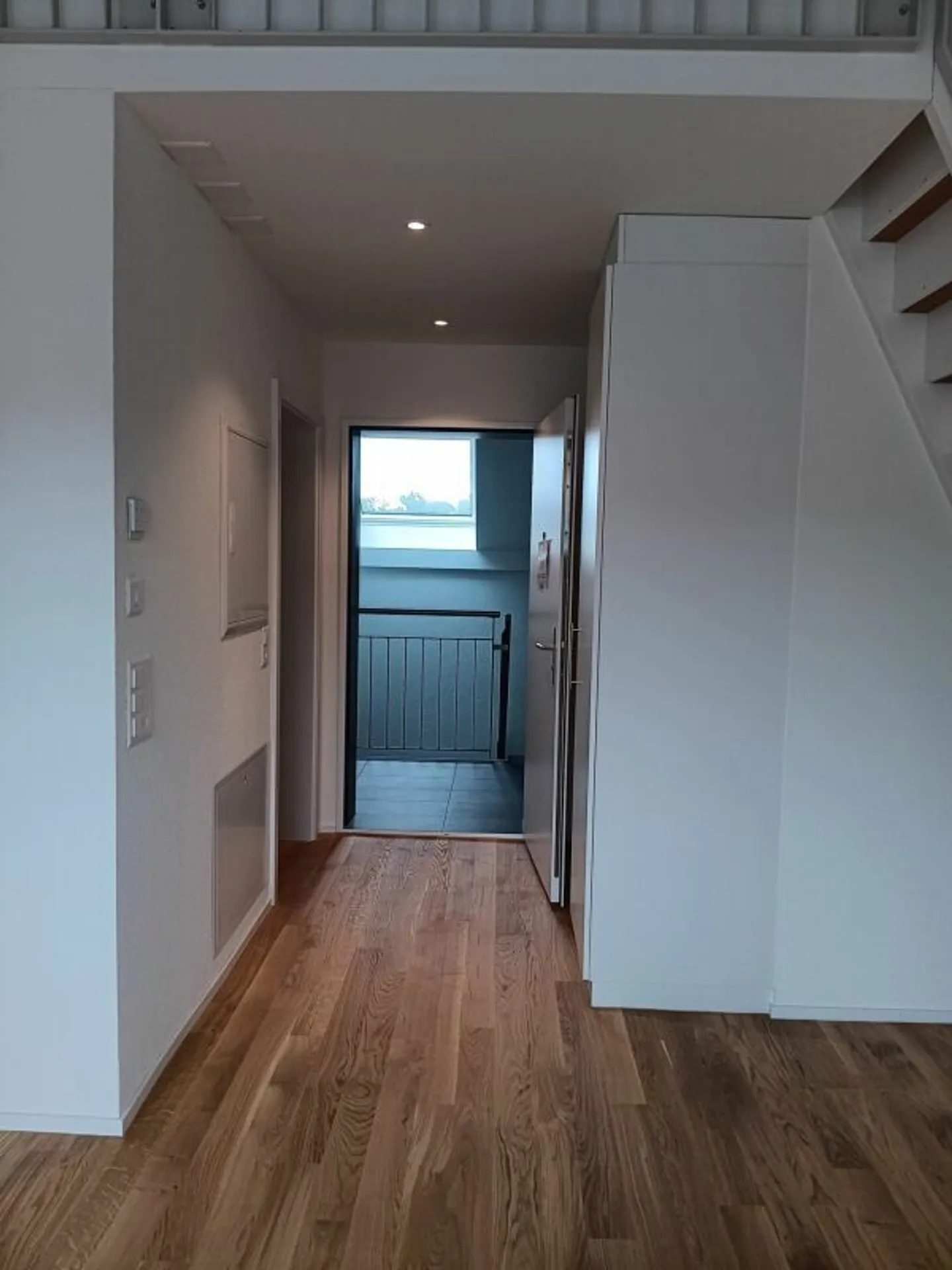 Cozy 2.5-room attic apartment with gallery in the new development "Hübsche Mätteli" in a quiet and central location - Photo 1 of 15