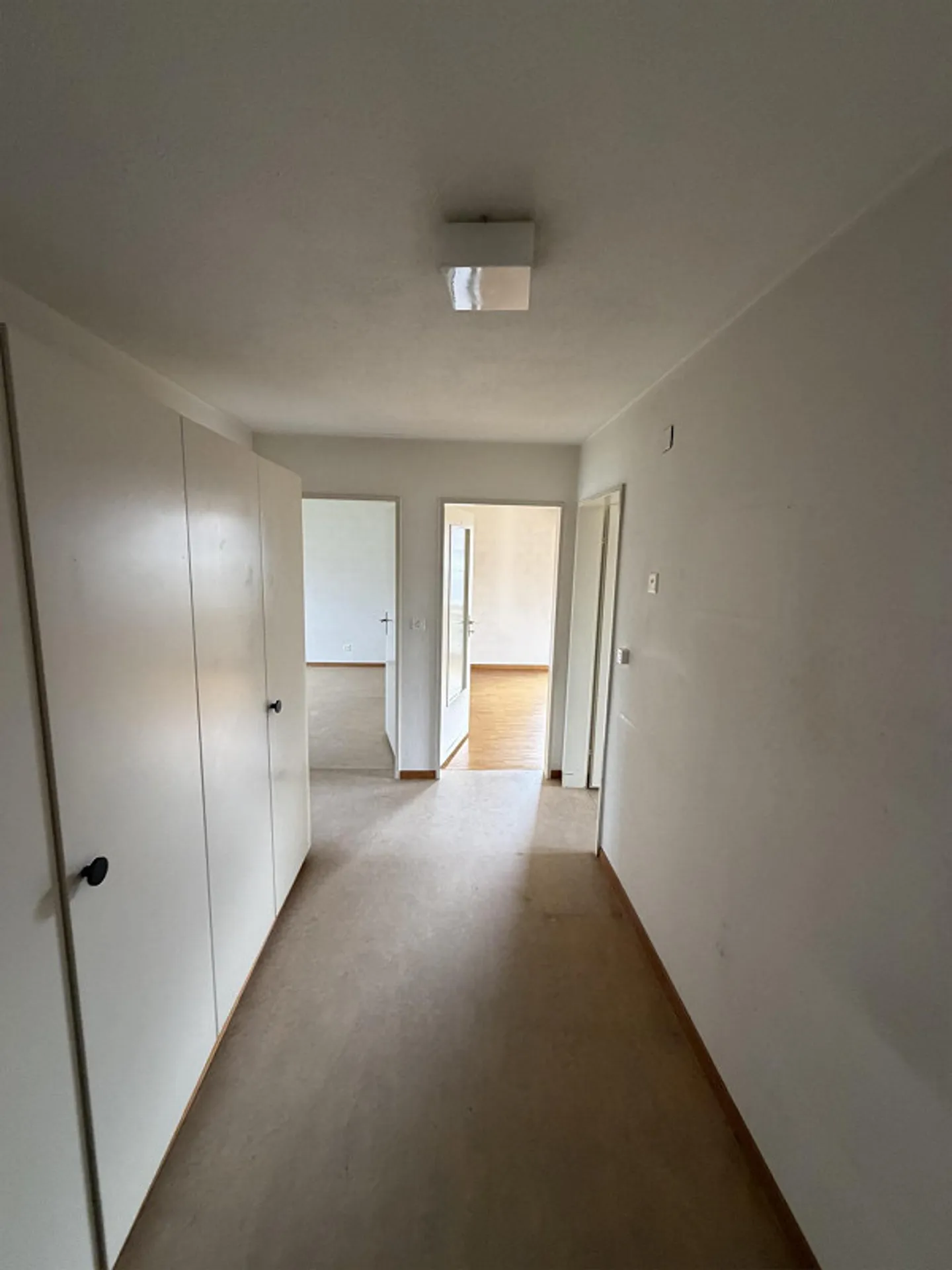 Vivre avec une vue : Appartement 4 pièces à Rheinau avec balcon - Photo 6 sur 7