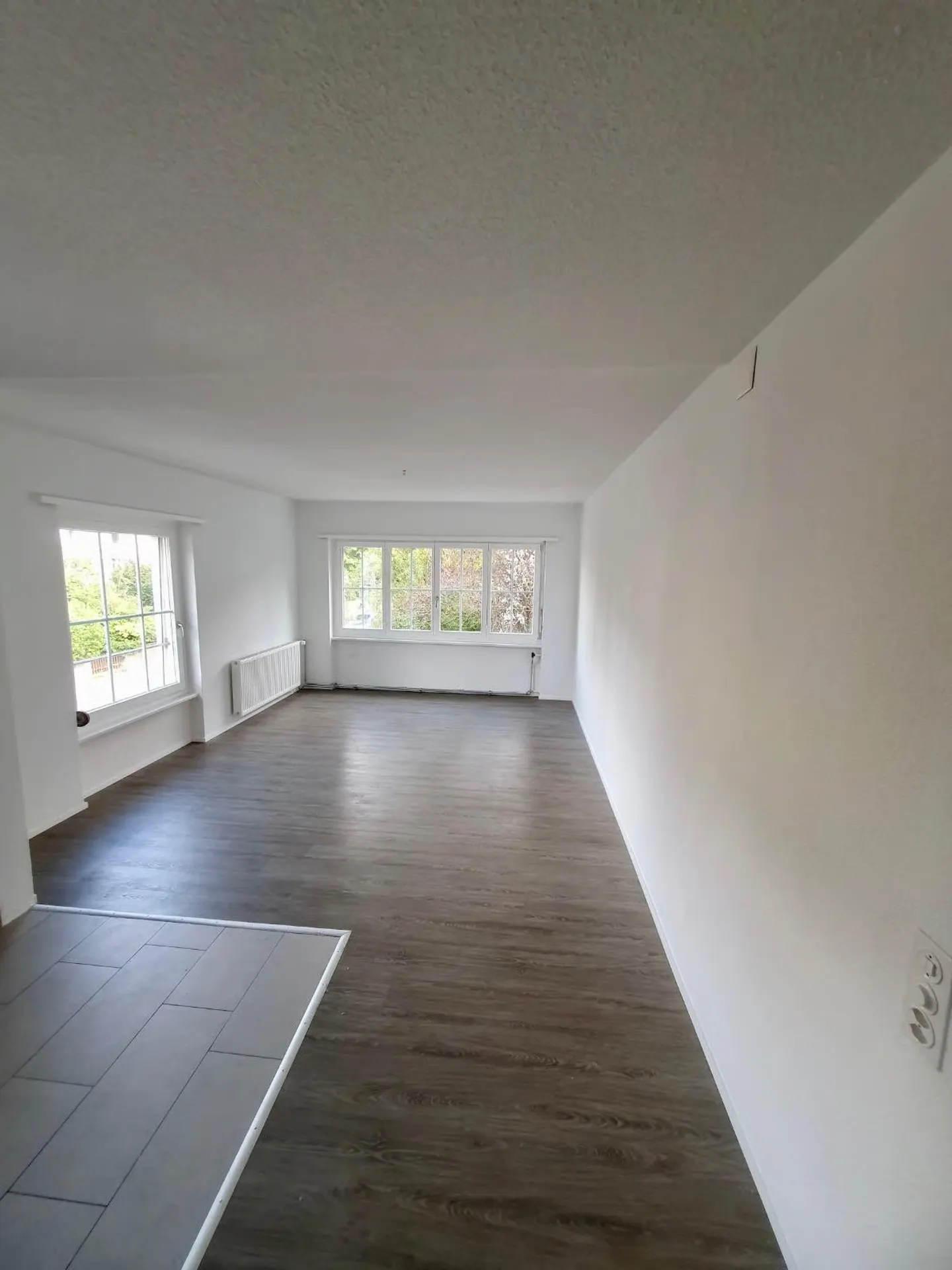 Modern 3-room apartment in Madretsch - Photo 1 of 6