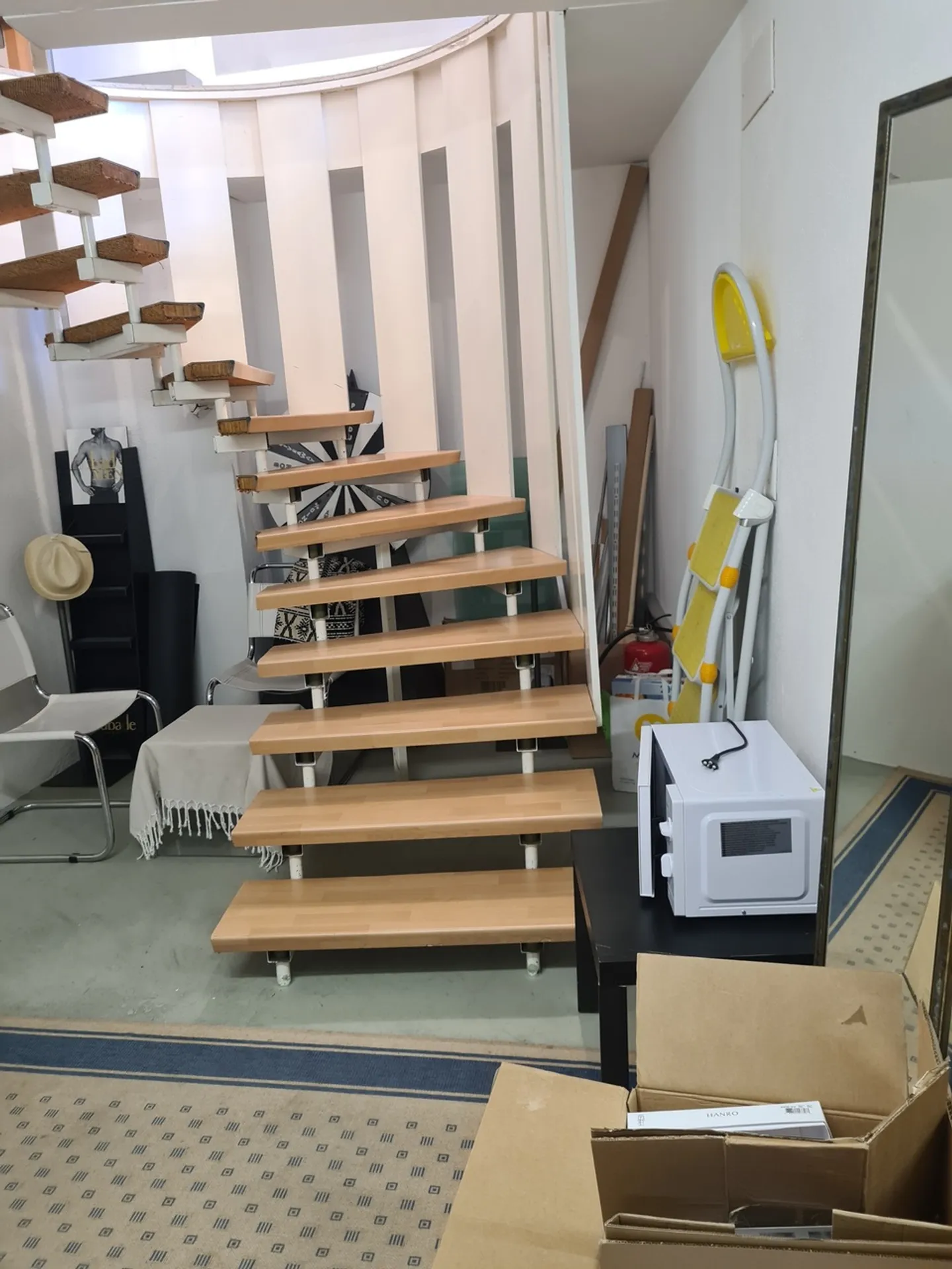 Gewerbefläche mit Straßenblick - Foto 19 von 20