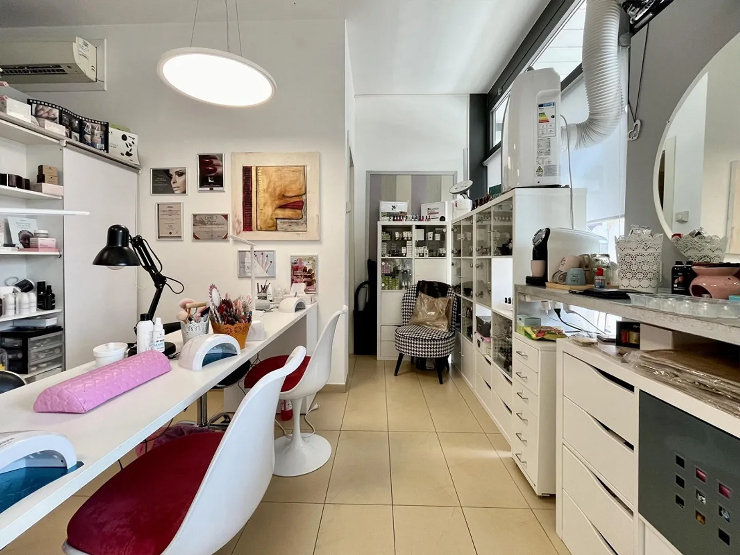 AMPIO SPAZIO COMMERCIALE A MASSAGNO - PIAZZA SANTA LUCIA - Foto 4 von 7