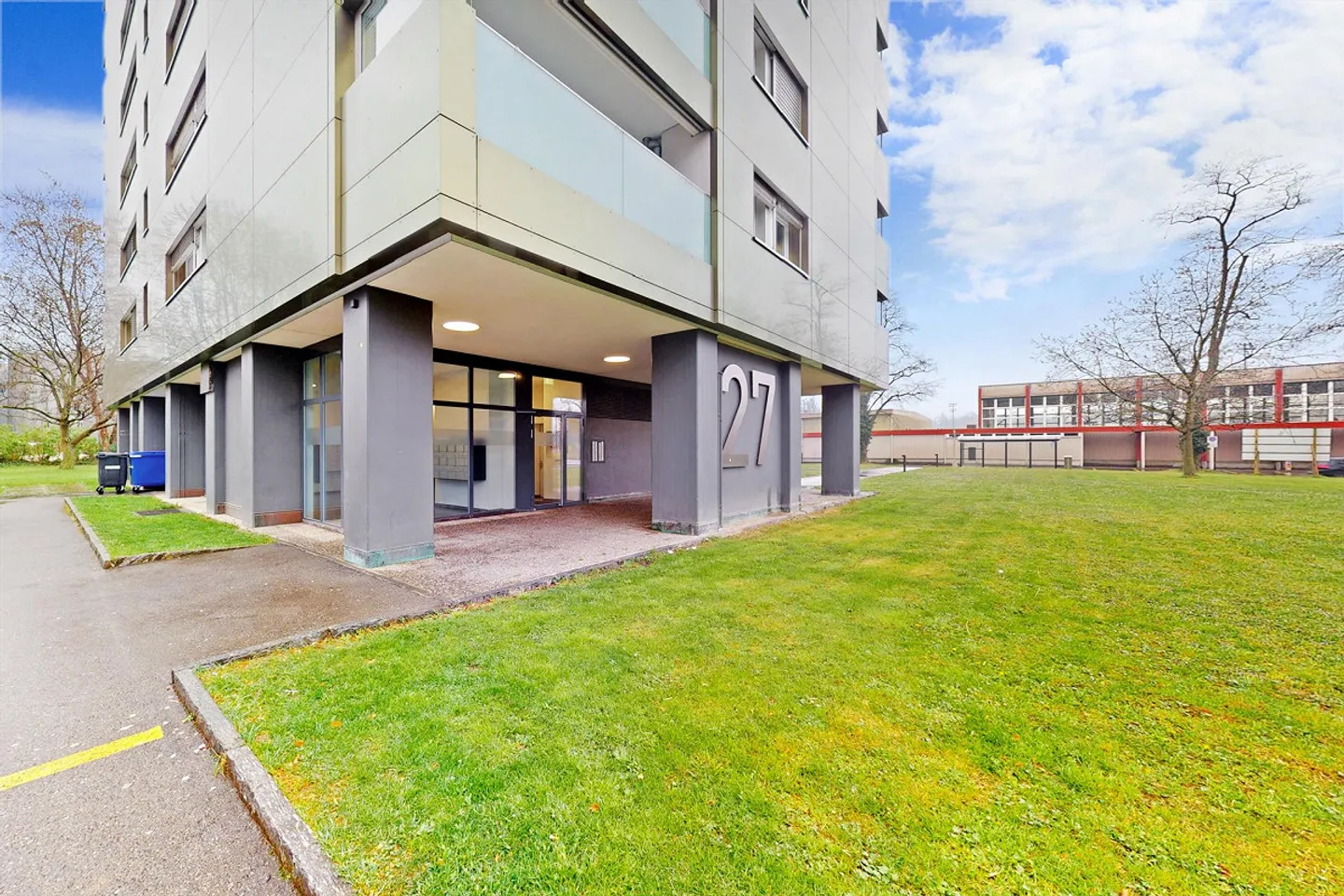 Modernes Apartment mit herrlicher Aussicht - Foto 2 von 11