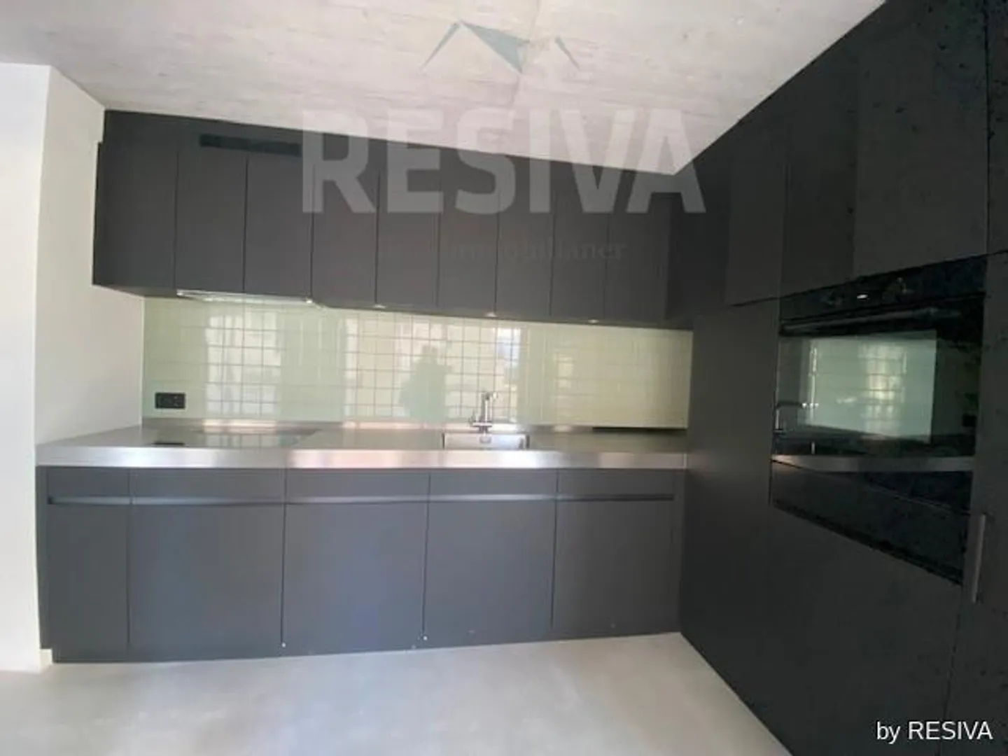 2.5-room apartment with beautiful loggia - Photo 4 of 9