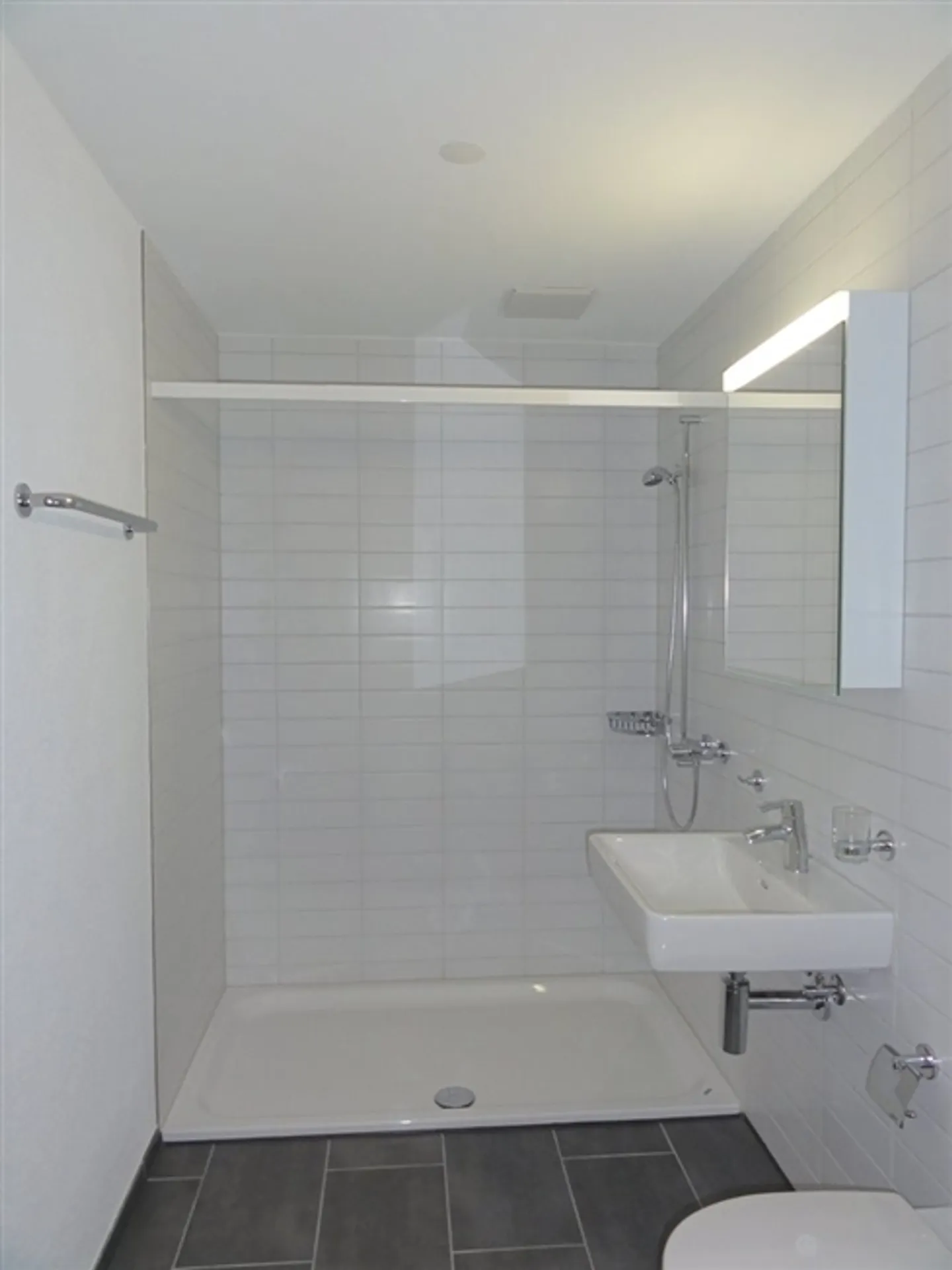 Apartment for rent - Photo 8 of 11