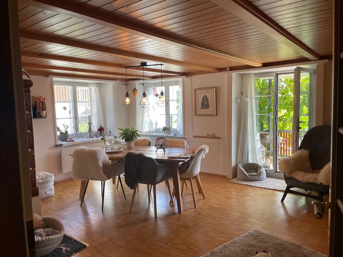 3.5-room apartment with balcony and private garden - Photo 2 of 9