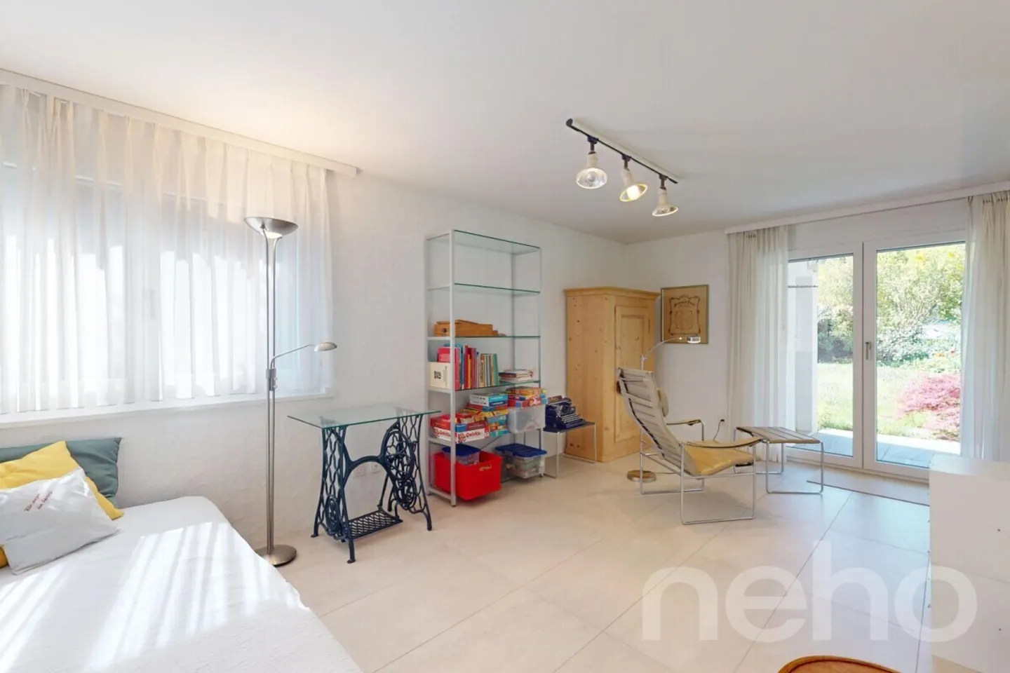 Affascinante casa unifamiliare di 7,5 stanze con grande giardino a Langnau a. - Foto 7 di 13