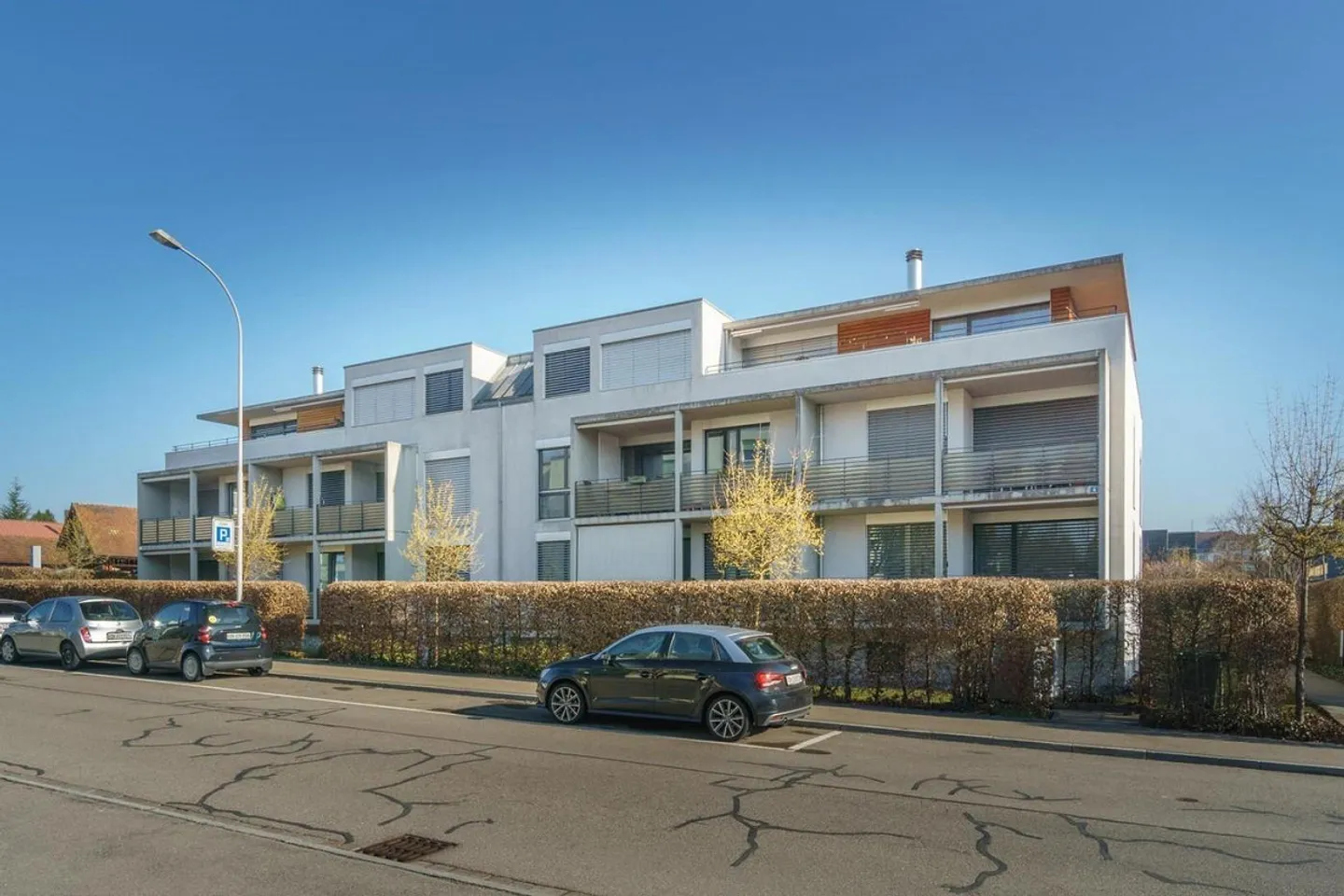 Appartement sous les combles dans un emplacement ensoleillé avec une grande terrasse - Photo 1 sur 9