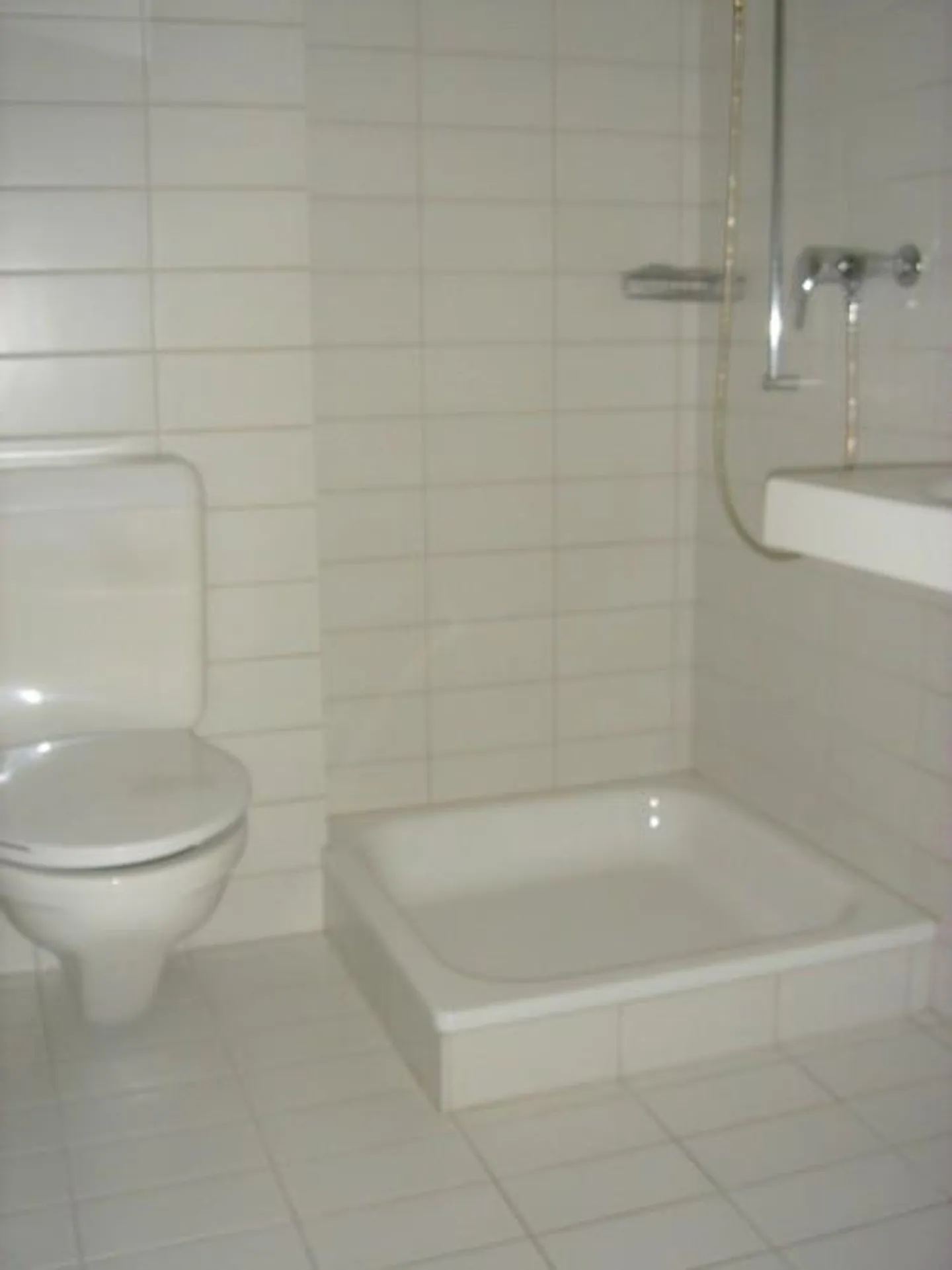 Appartement sous les combles dans un emplacement ensoleillé avec une grande terrasse - Photo 2 sur 9