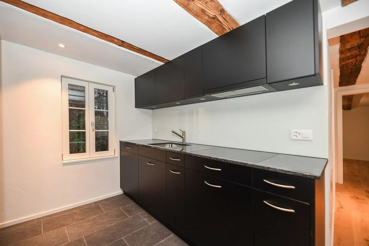 Appartement 2.5 pièces - Photo 2 sur 8