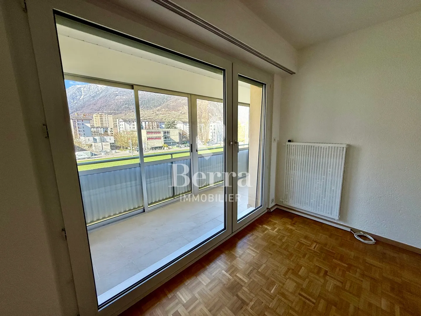 Charmantes Apartment mit Terrasse - Foto 8 von 13