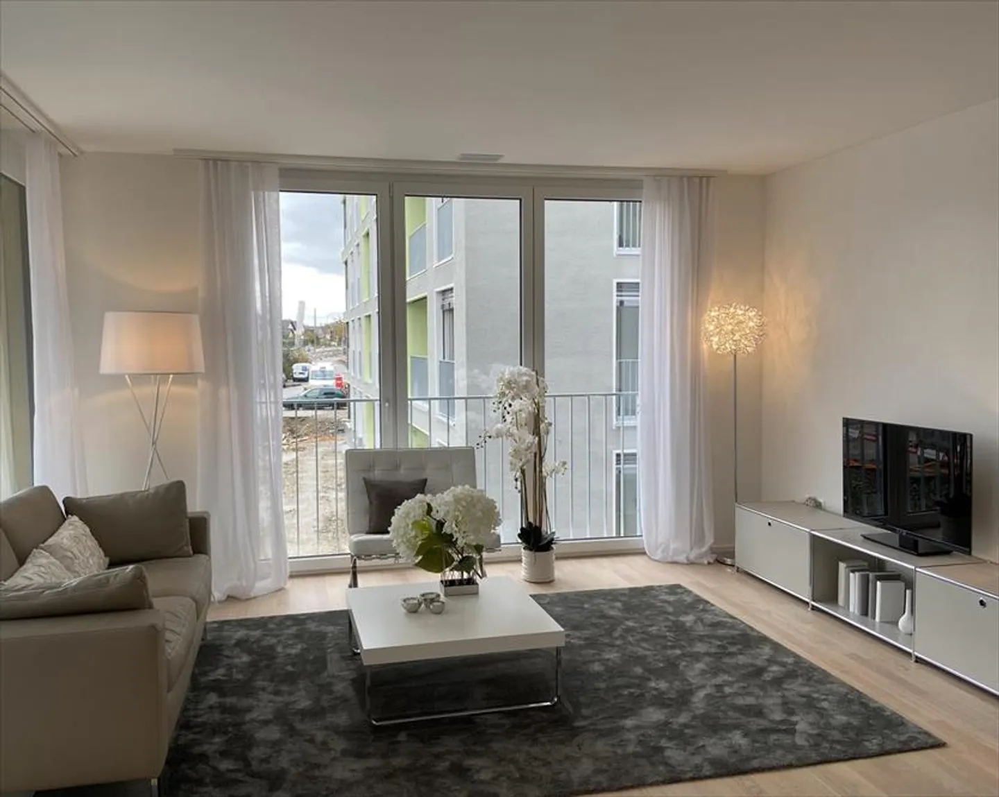 Barrier-free living - Photo 3 of 5