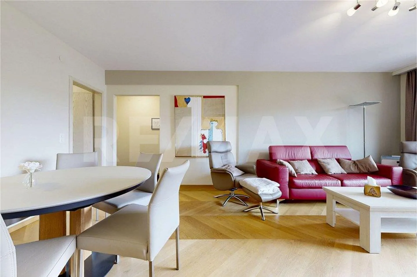 Cozy 4.5 rooms - Photo 1 of 13