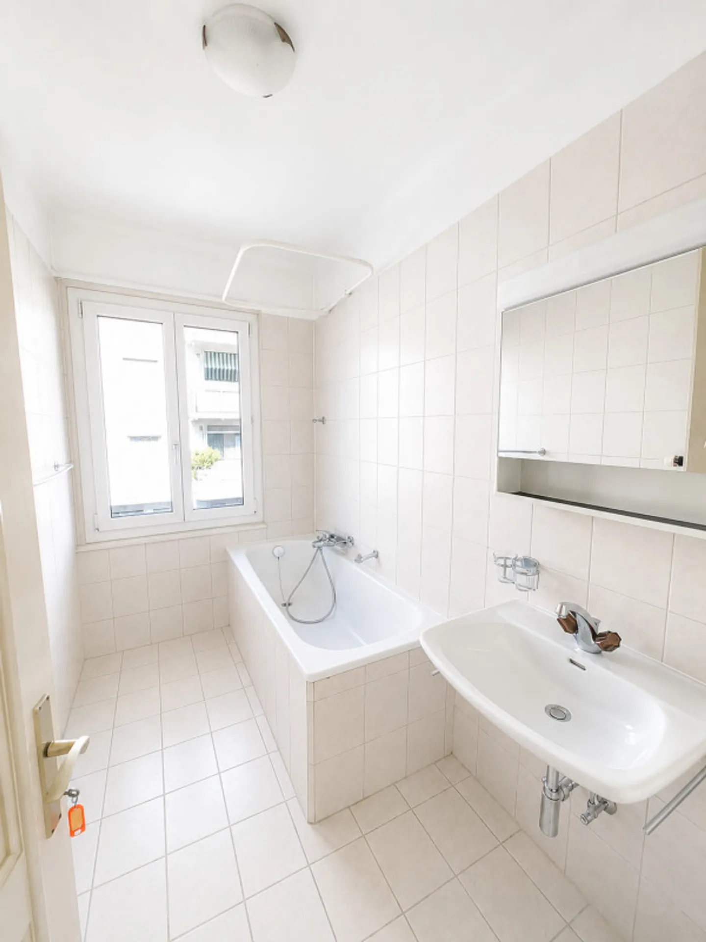 Charmante 4-Zimmer-Wohnung in Sion - Foto 8 von 11