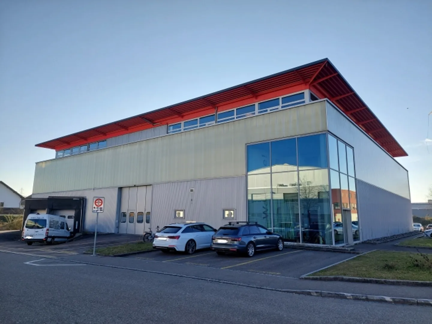 Geräumiges Büro in Kaiseraugst - Foto 11 von 12