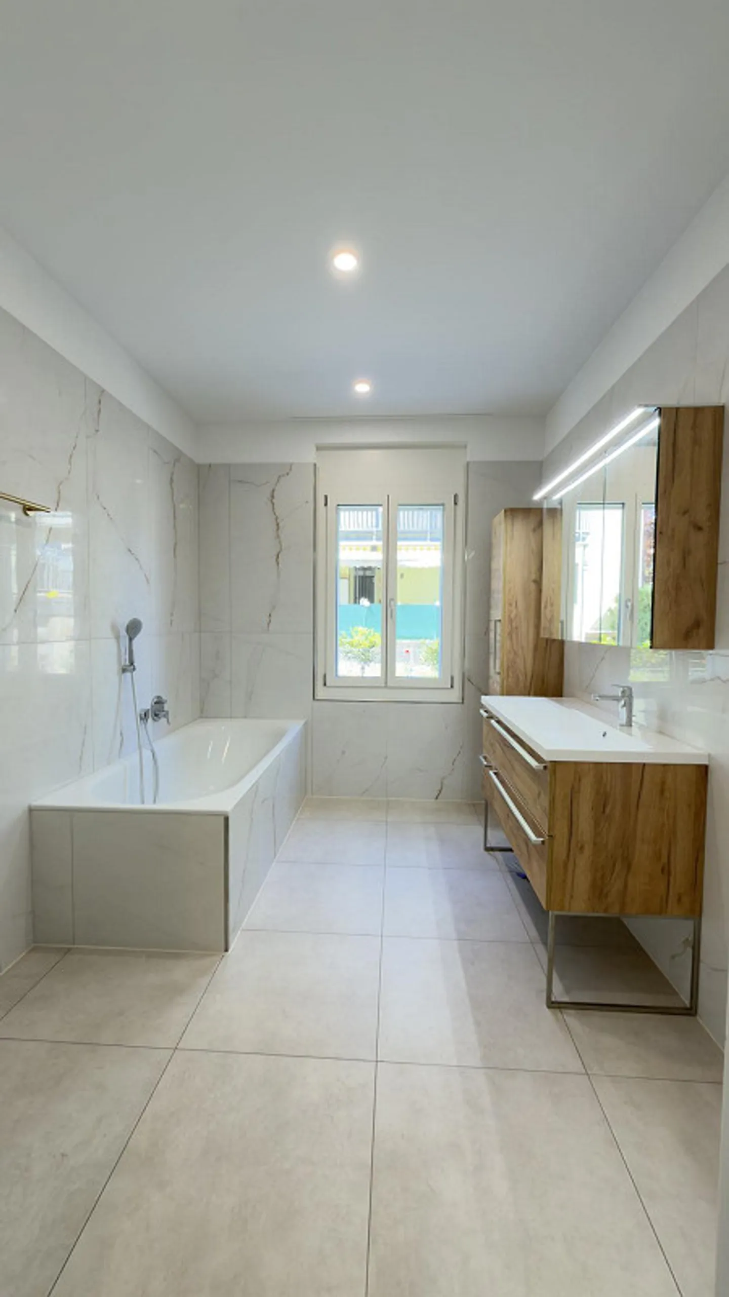 Luxurious Garden Apartment - Photo 15 of 24