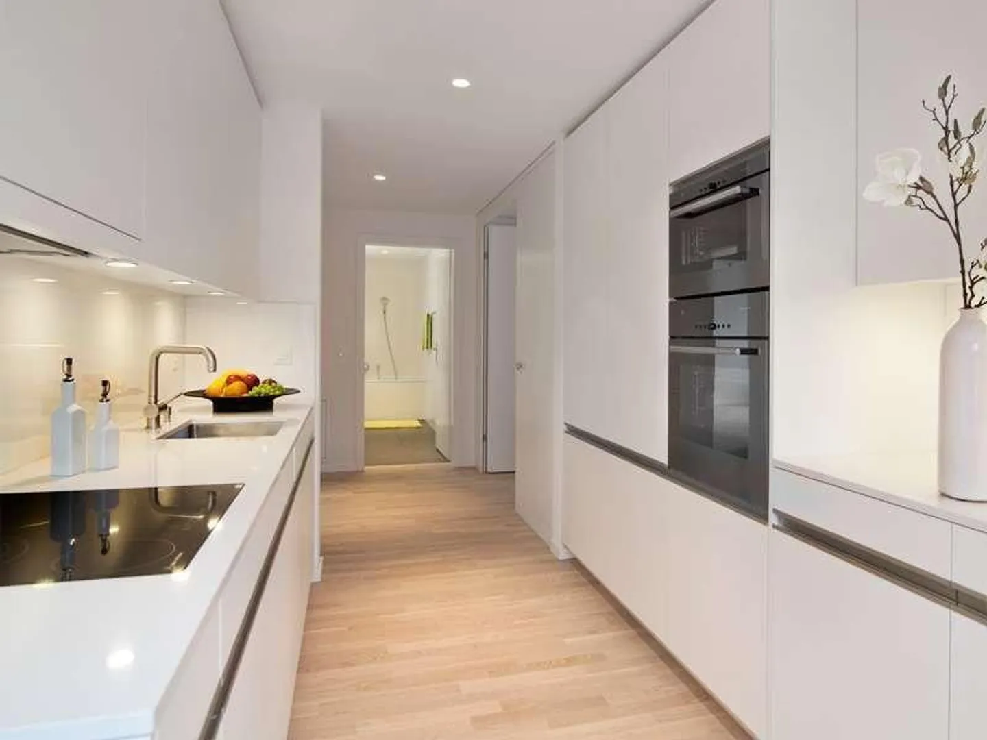 Charmante Wohnung mit Stadtblick - Foto 2 von 5