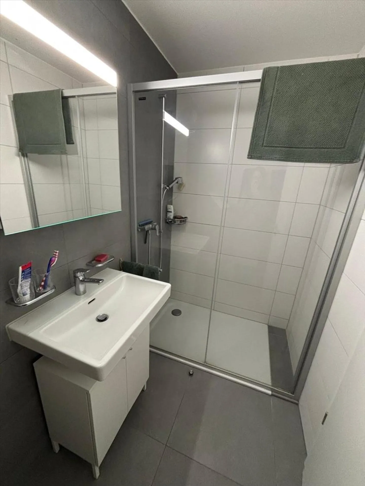 2.5-room apartment on the 4th floor - Photo 4 of 5