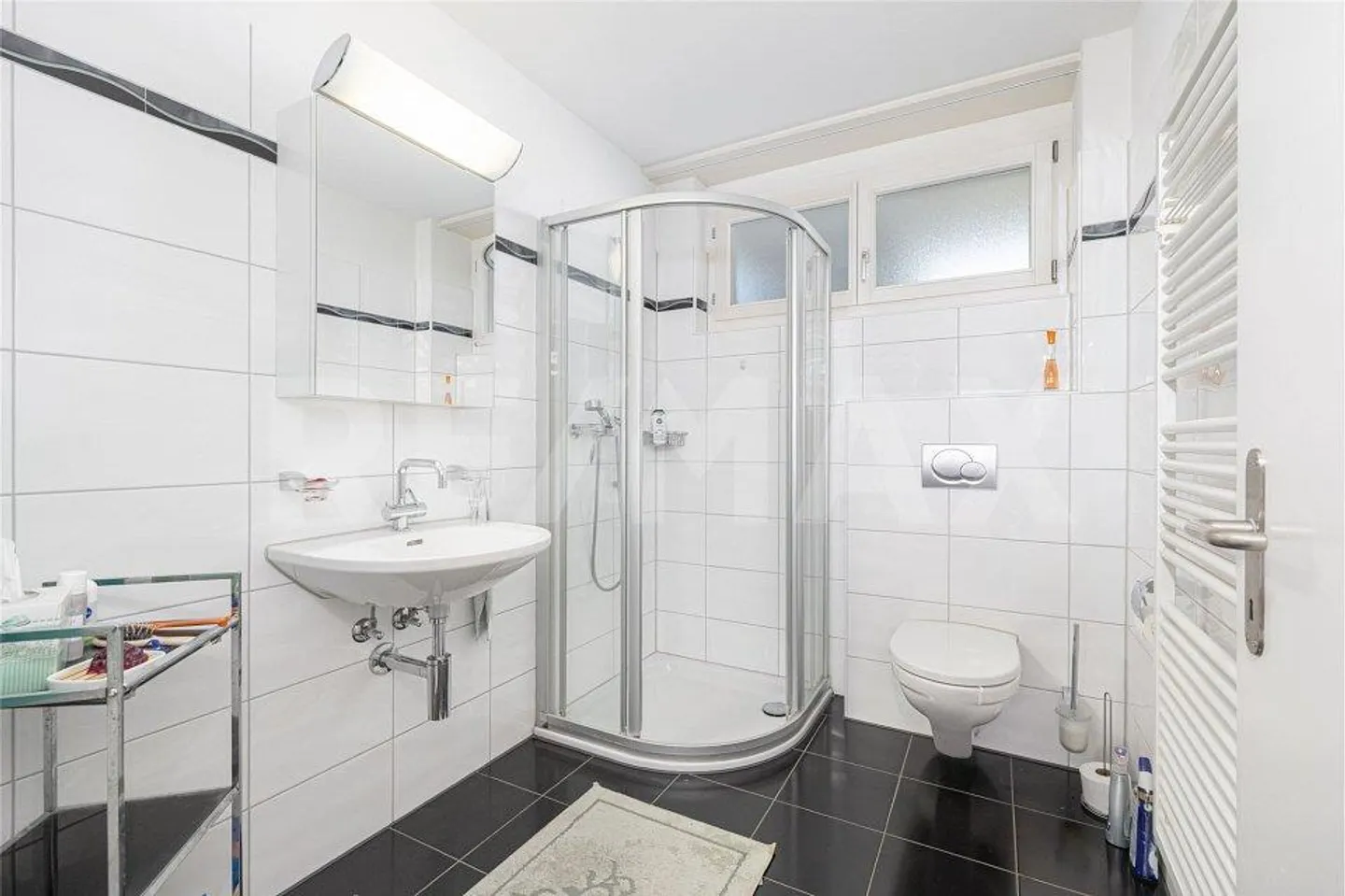 Central, bright 3.5-room apartment with garden paradise - Photo 7 of 11