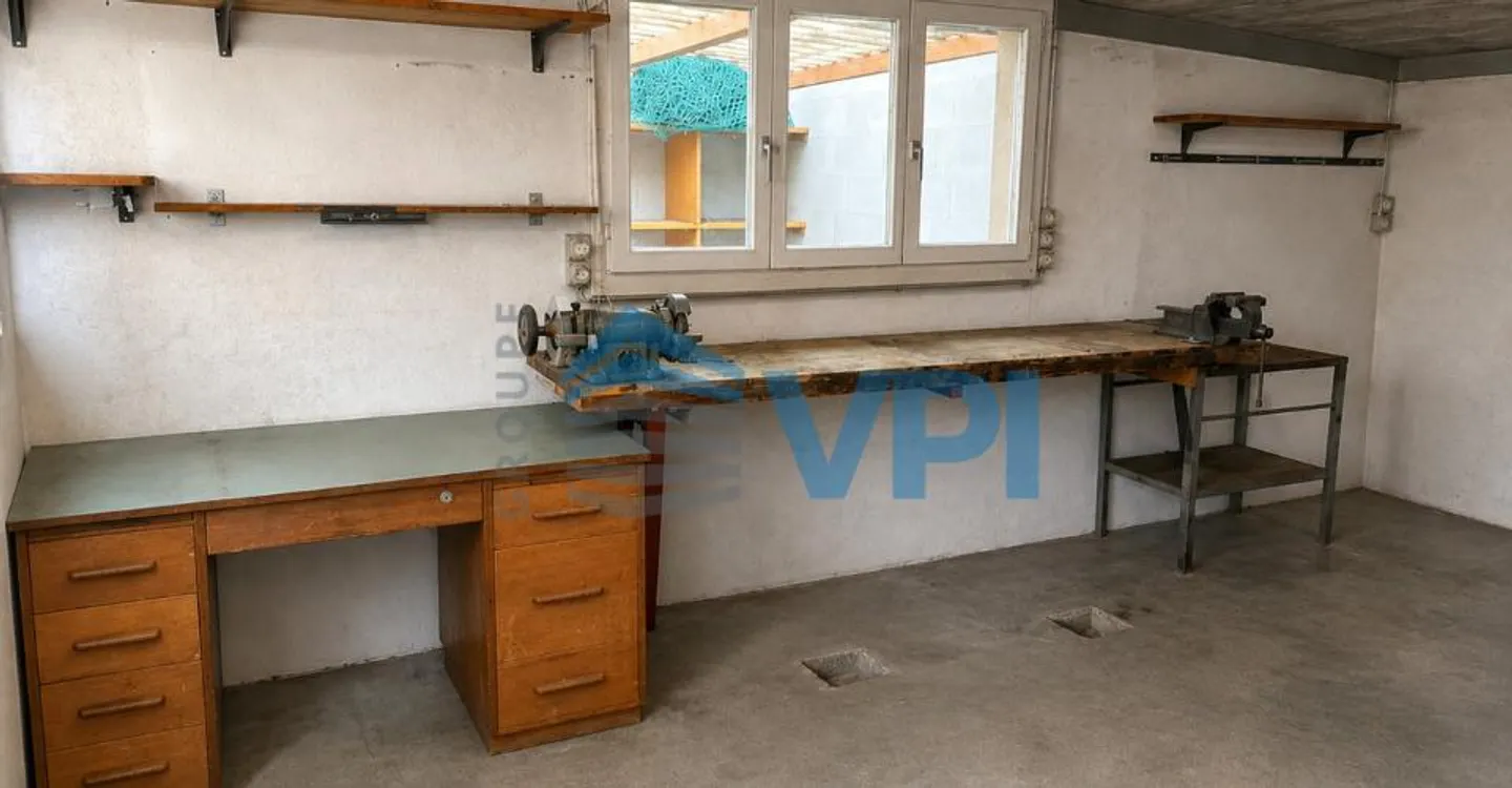 Spazio Ufficio Versatile con Magazzino - Foto 3 di 4