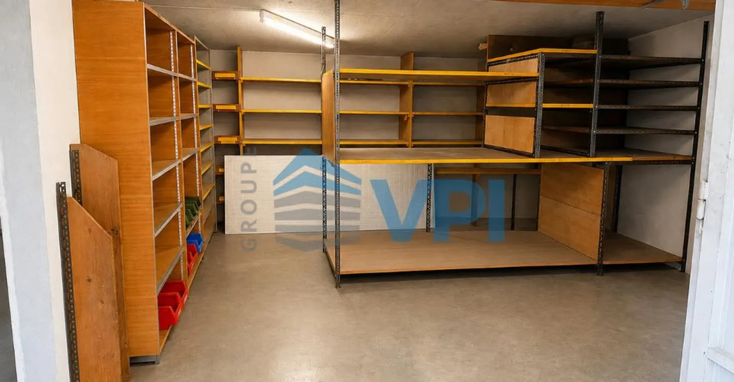 Spazio Ufficio Versatile con Magazzino - Foto 4 di 4