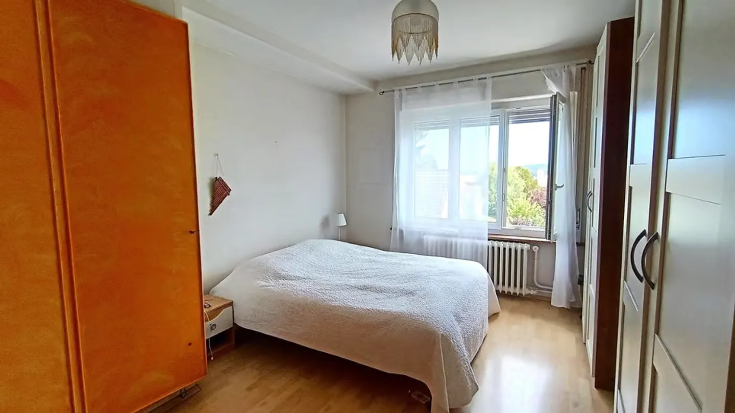 Pretty villa composed of 2 apartments with expansion potential - Photo 7 of 13