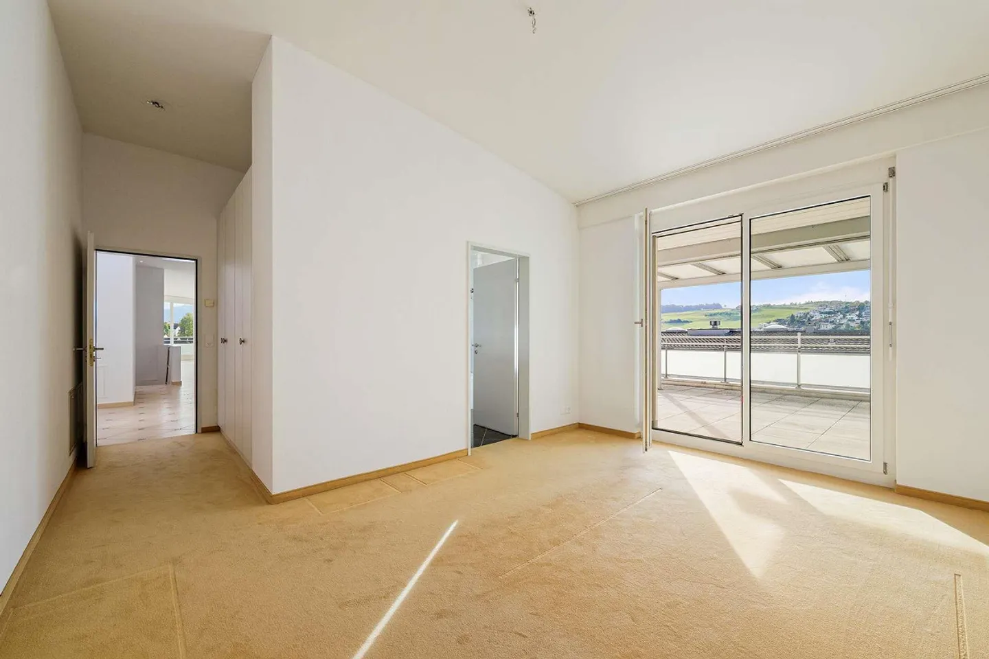 Exklusive Attikawohnung mit Aussicht - Foto 6 von 8