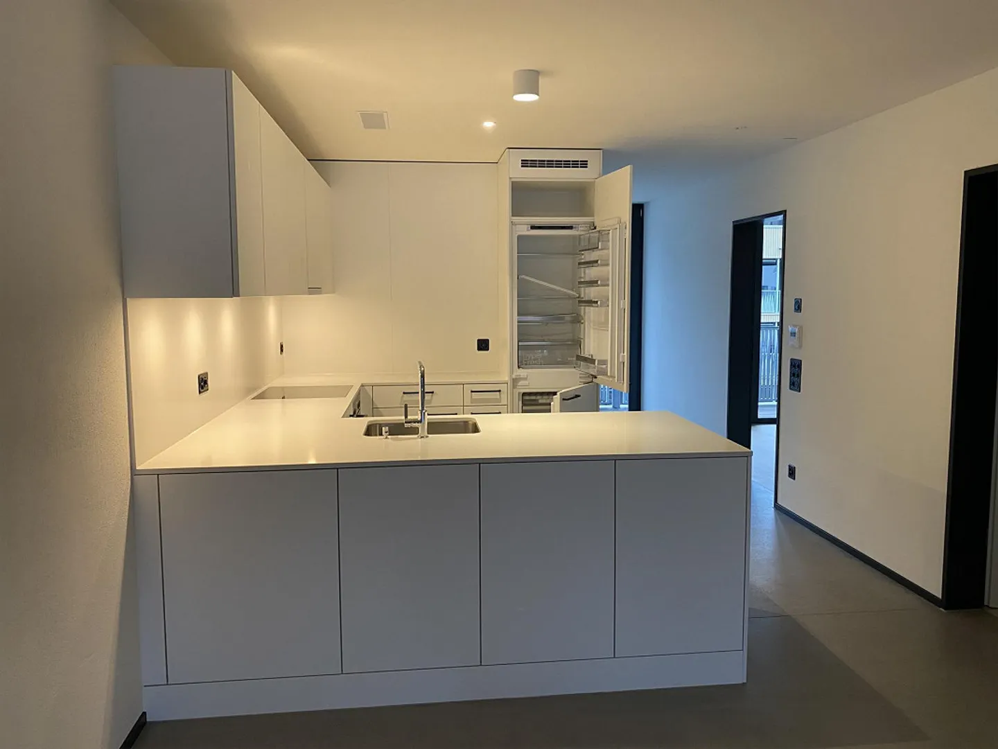 Appartamento moderno 3.5 stanze - Foto 2 di 9