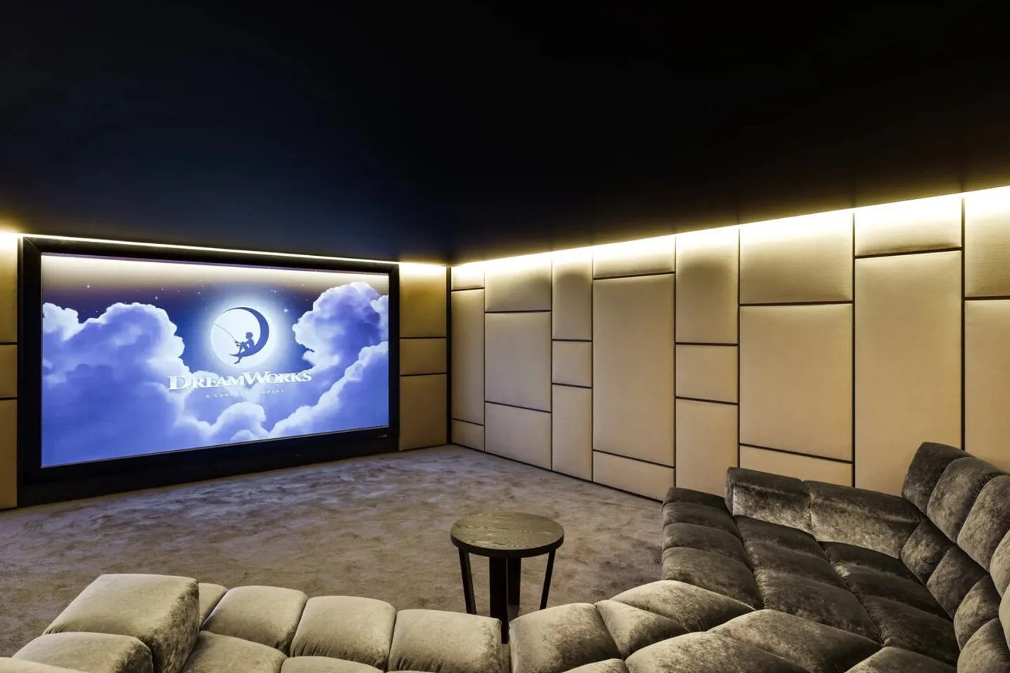 Magnifica proprietà di prestigio con area benessere a Givrins - Foto 6 di 7