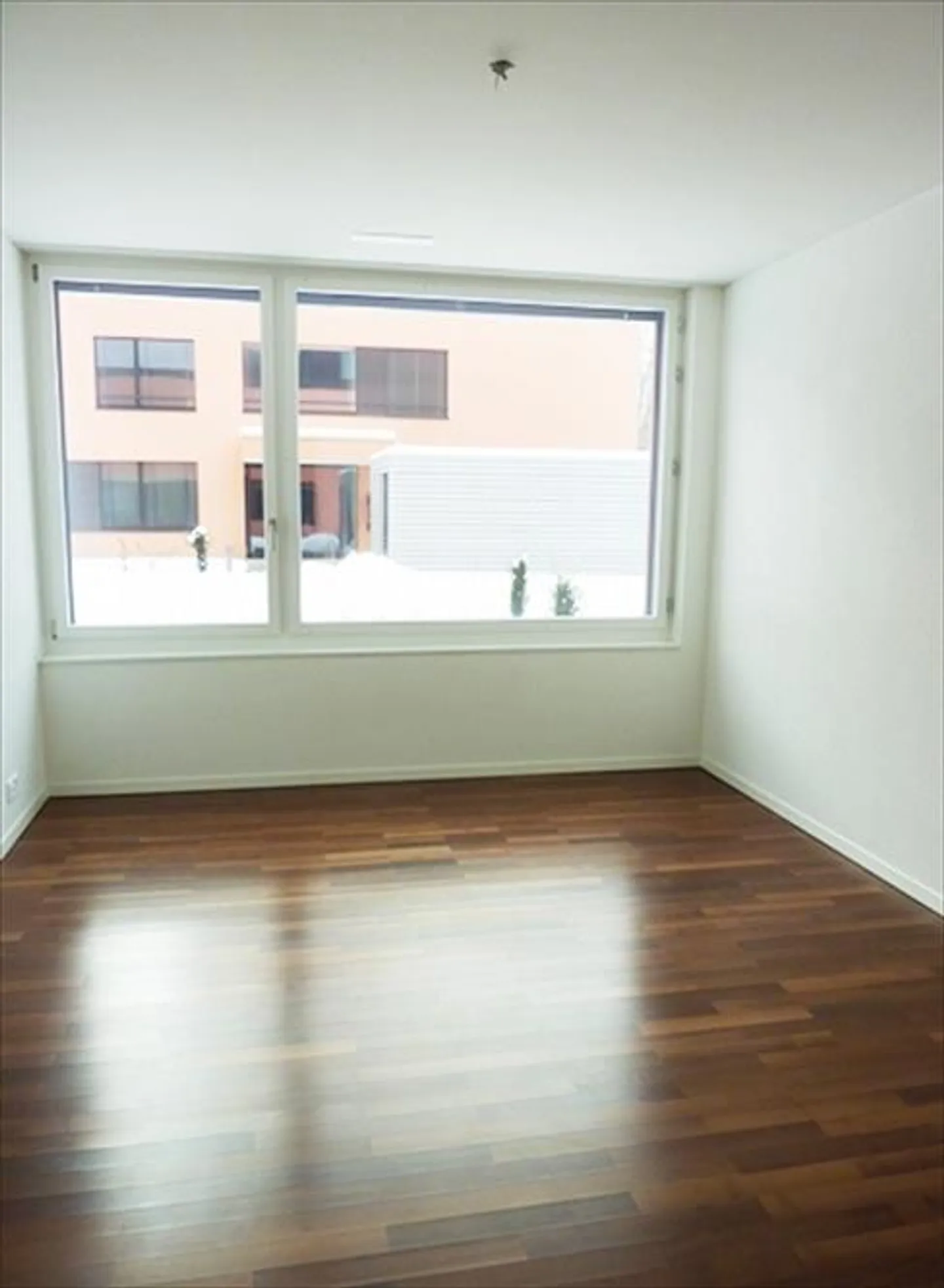 Appartement confortable avec grand espace de jardin - Photo 2 sur 5