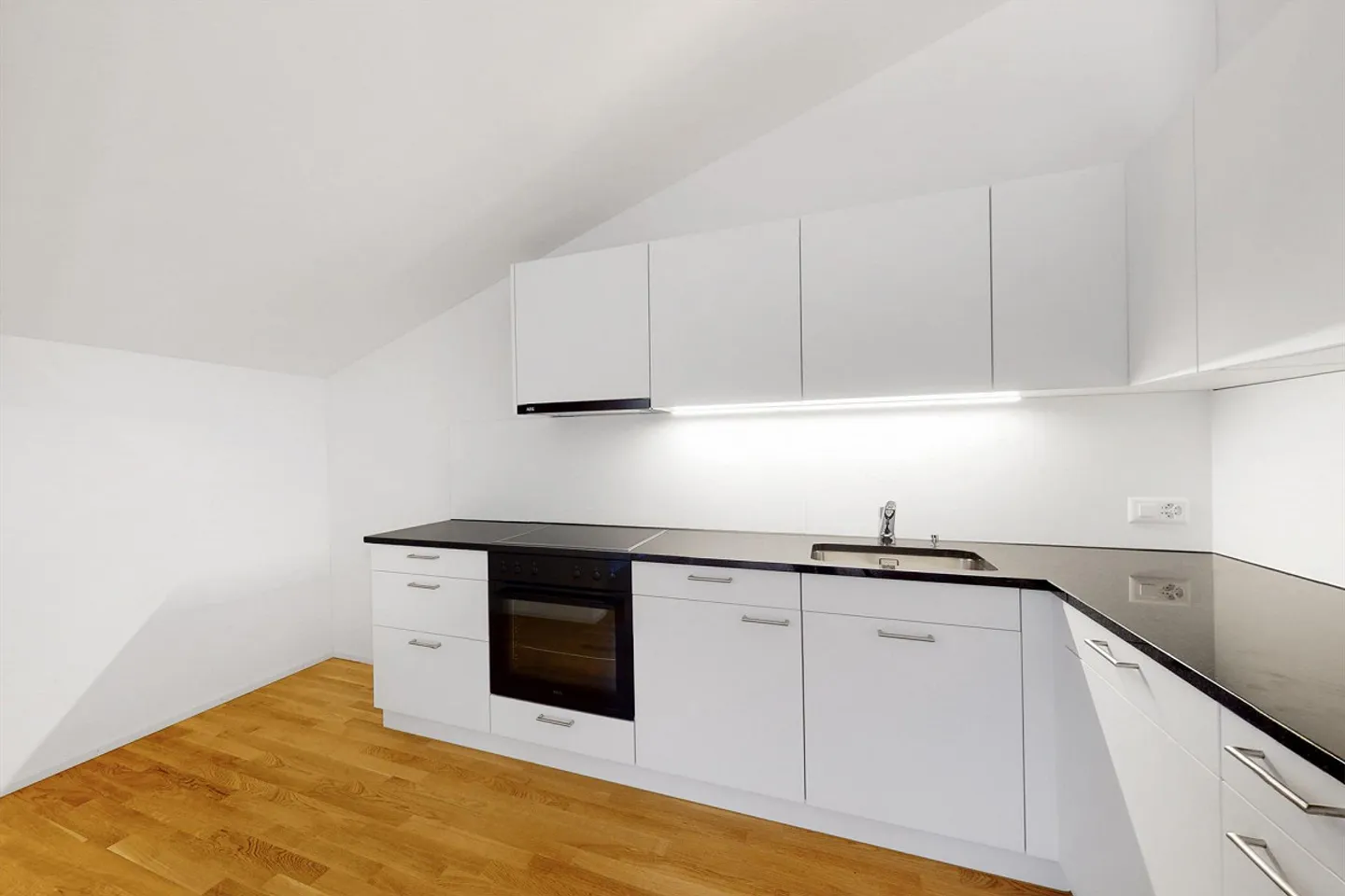 Charmante 2.5 Zimmer Wohnung - Foto 1 von 10