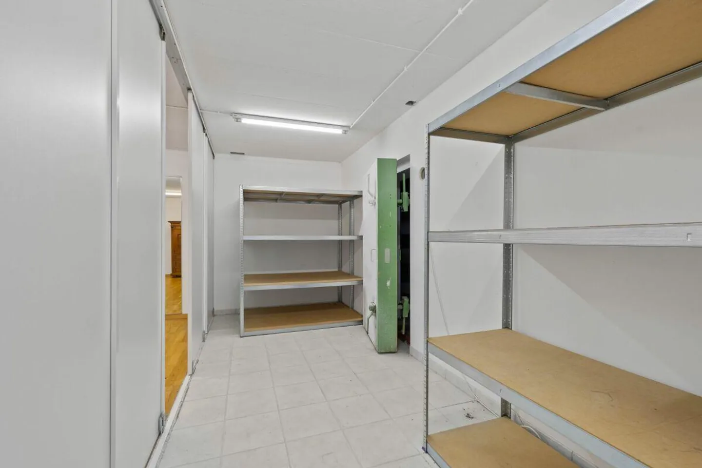 Espace pour idées : Maison individuelle en emplacement central (en droit de construction) - Photo 16 sur 20