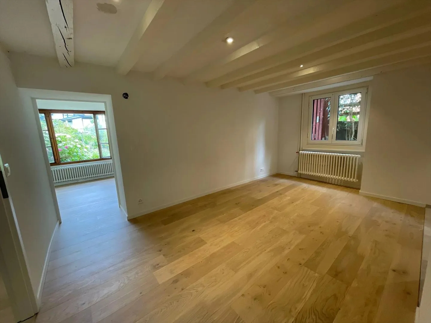 Vollständig renovierte 3,5-Zimmer-Wohnung im Erdgeschoss mit Garten. - Foto 5 von 13