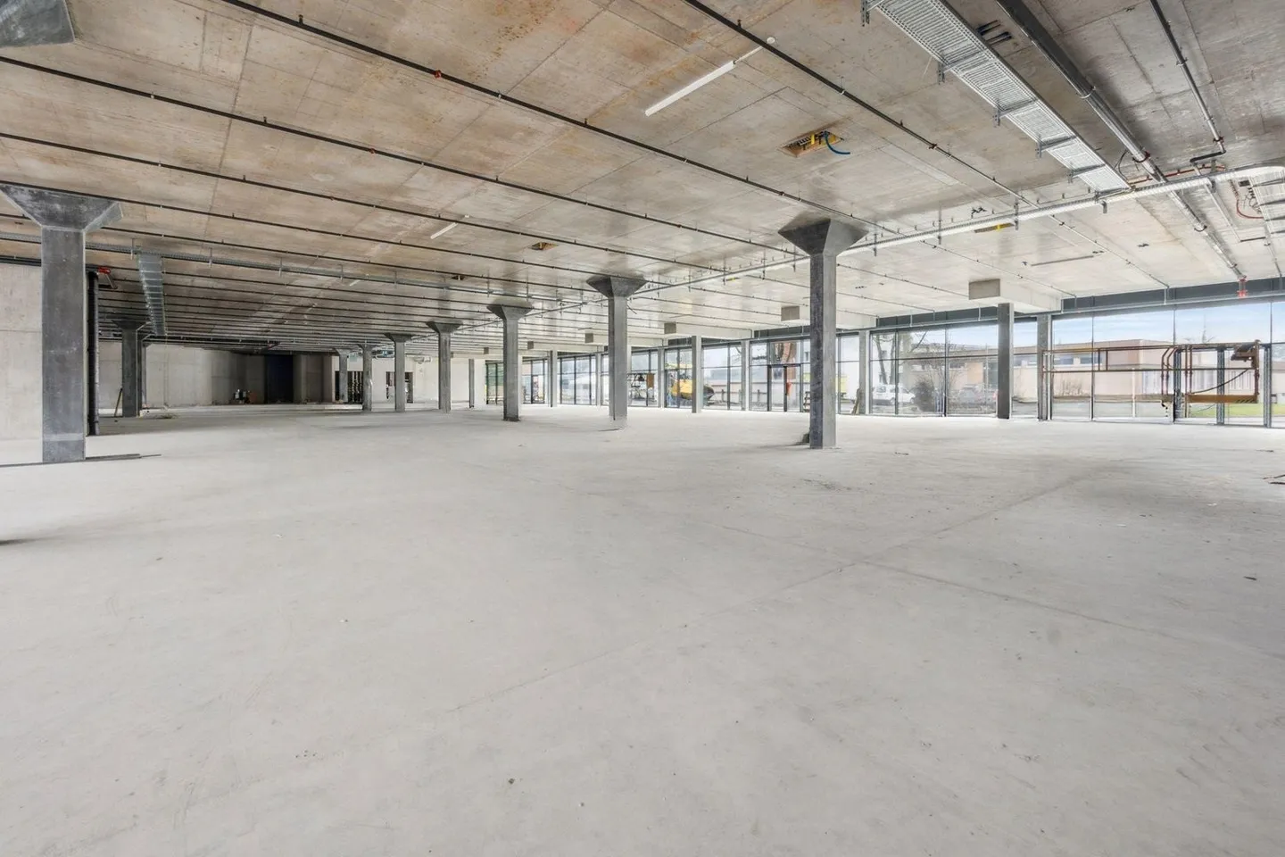 Befahrbare Erdgeschossflächen - Foto 2 von 9