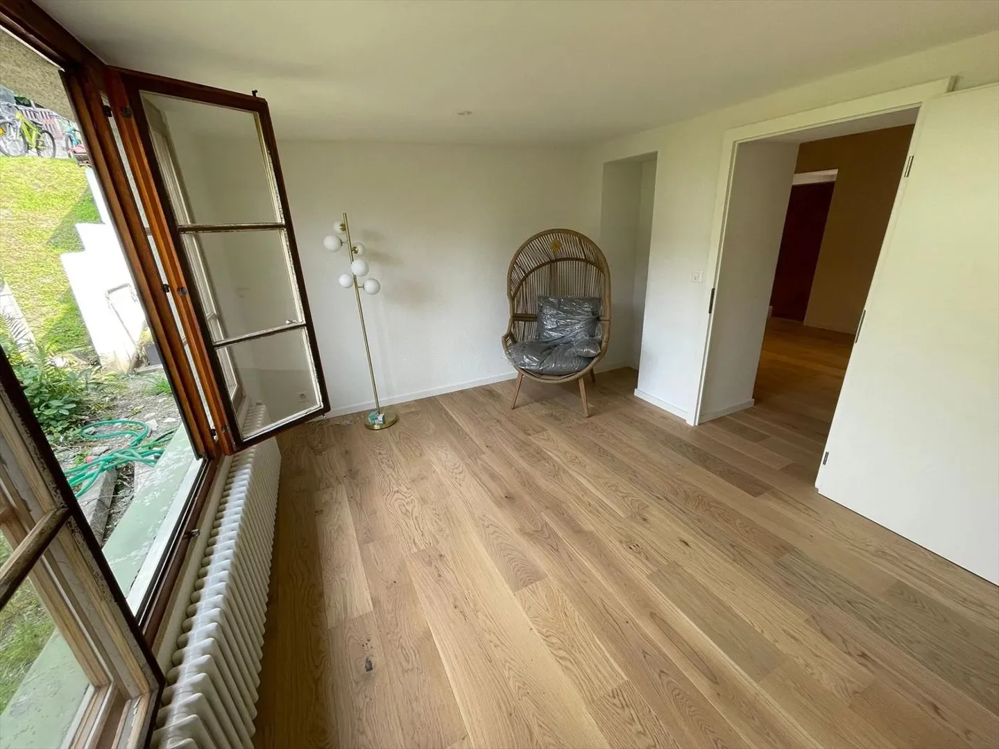 Vollständig renovierte 3,5-Zimmer-Wohnung im Erdgeschoss mit Garten. - Foto 9 von 13
